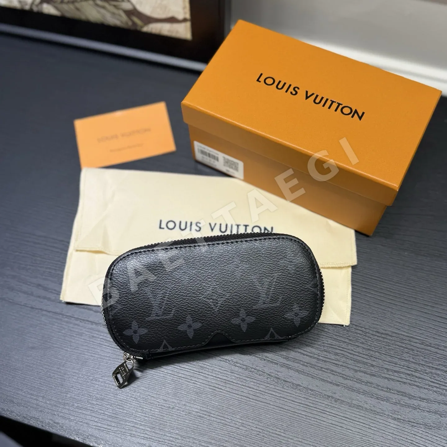 루이비통 LV xTM 모노그램 체리 키링 160182