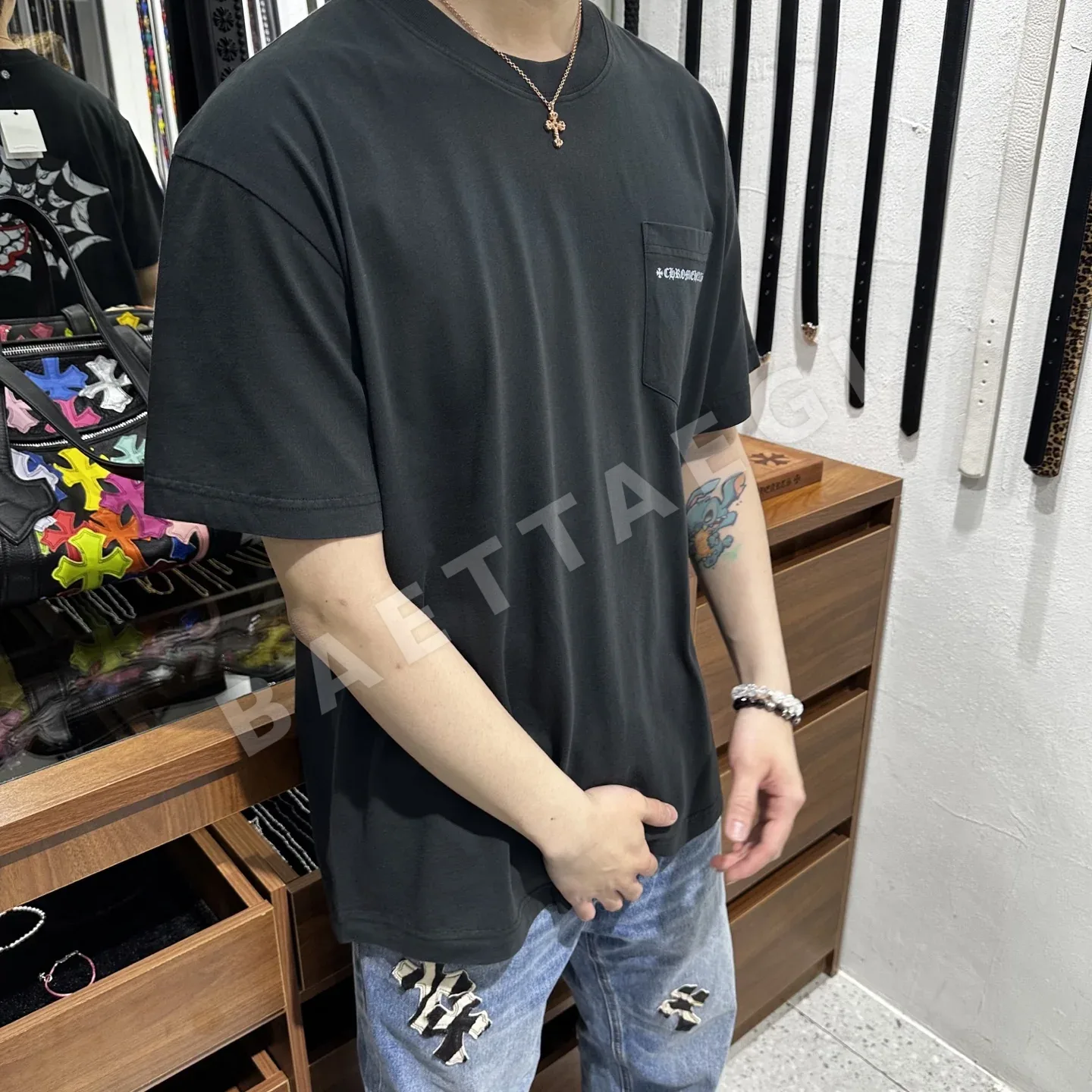 크롬하츠 남성 블랙 화이트 반팔 티셔츠 상세 이미지 9