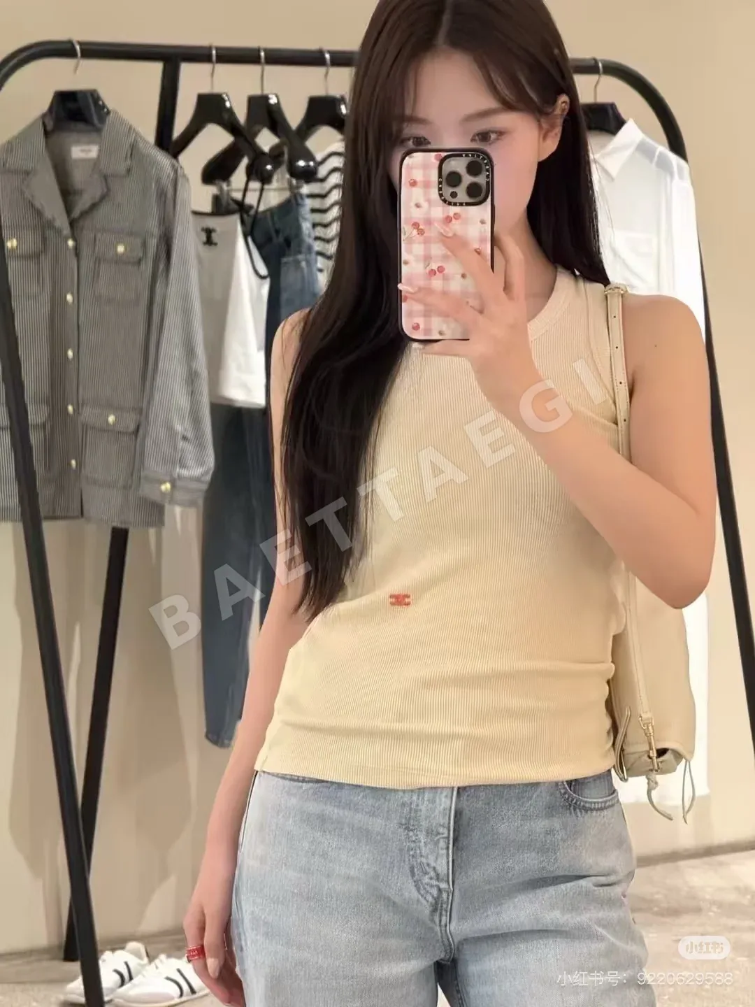셀린느 개선문 로고 자수 크루넥 민소매 베스트 상세 이미지 4