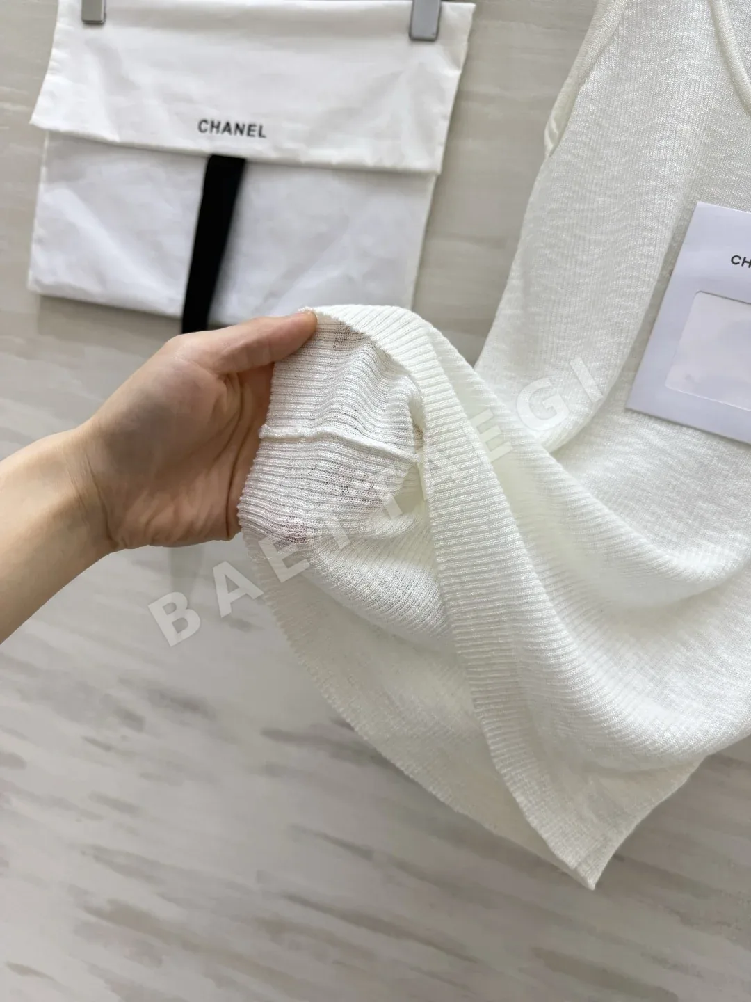 샤넬 여성 립 라운드넥 슬림핏 반팔 티셔츠 상세 이미지 6