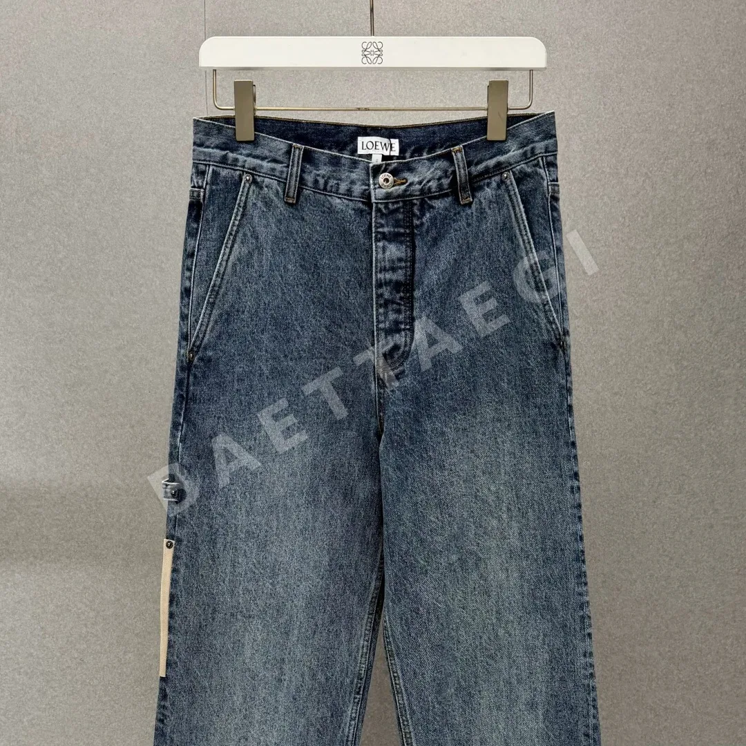 로에베 워시드 코튼 데님 남성 바지 상세 이미지 3