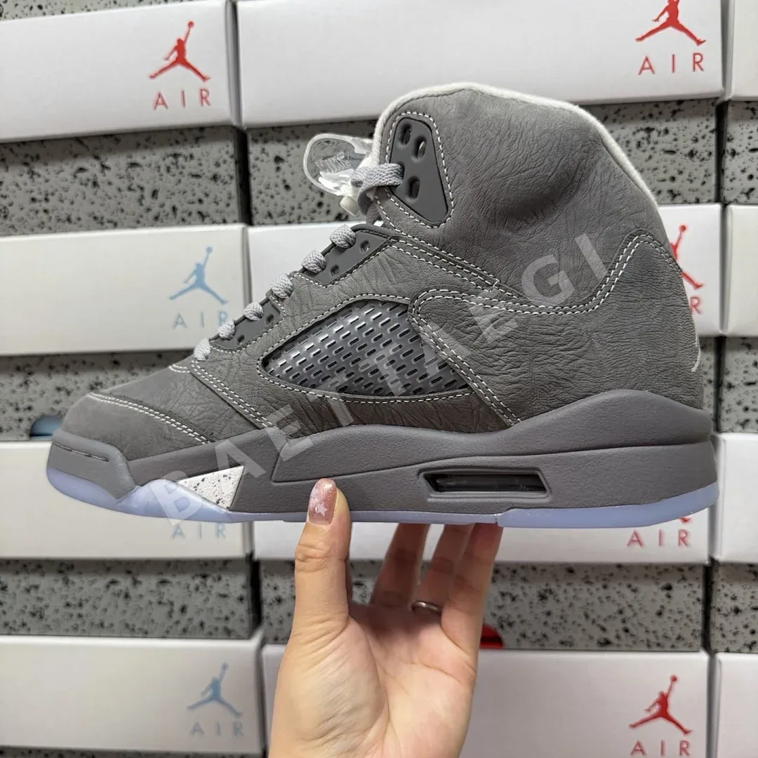 나이키 [GX] 조던 5 레트로 DD0587-002 201353 Nike Jordan 5 Retro Wolf Grey 상세 이미지 3