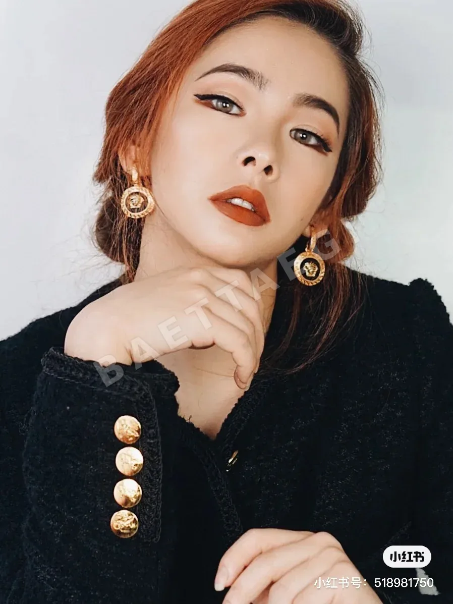 베르사체 귀걸이 63378 Versace Earrings 상세 이미지 2