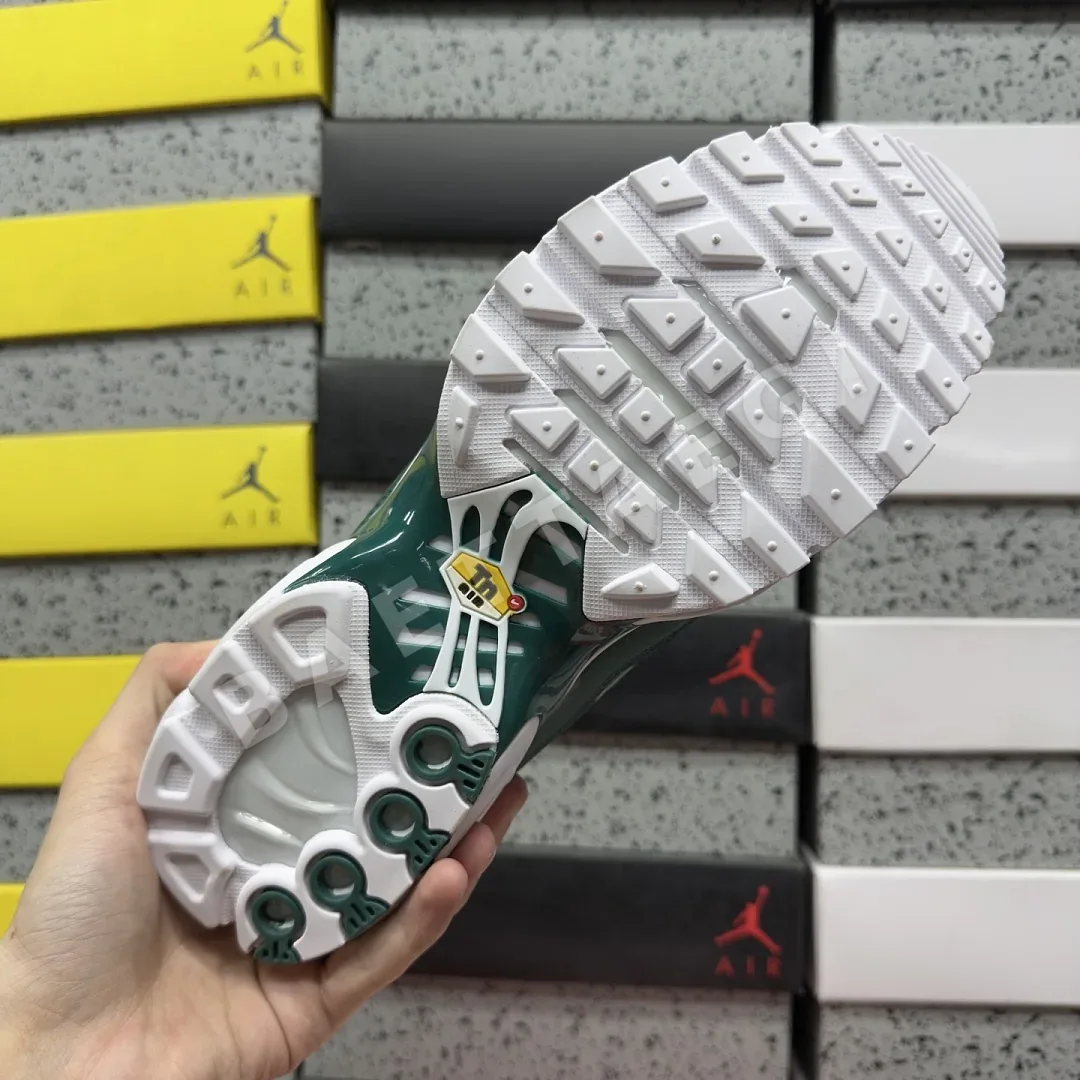 나이키 [BD] 에어 맥스 플러스 CV2392-101 201923 Nike Air Max Plus Black 상세 이미지 9