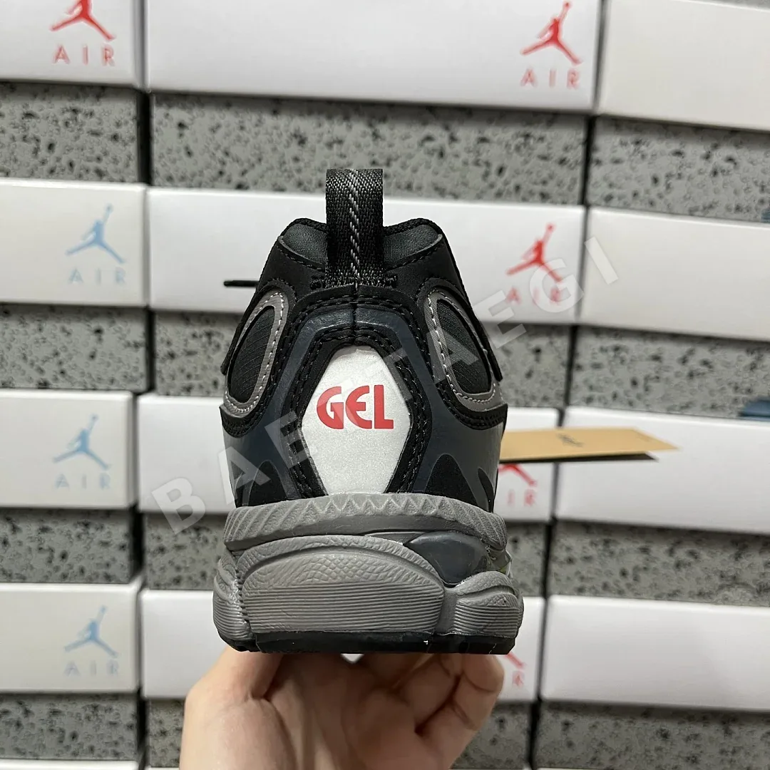 아식스 [GX] 젤 NYC 유틸리티 1203A558-001 200538 Asics Gel-NYC Utility Black Carbon 상세 이미지 7