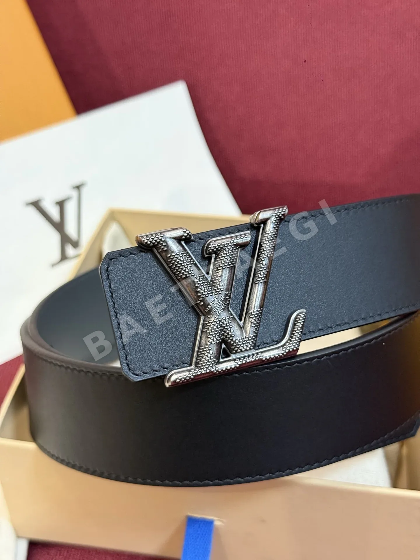루이비통 다미에 LV 리버서블 벨트 상세 이미지 7