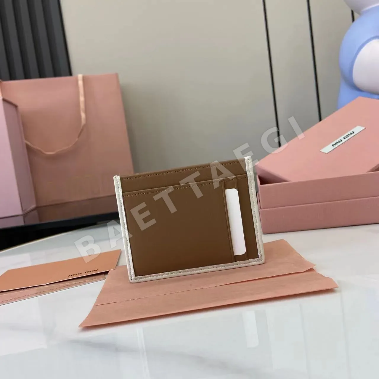 미우미우 지갑 상세 이미지 3