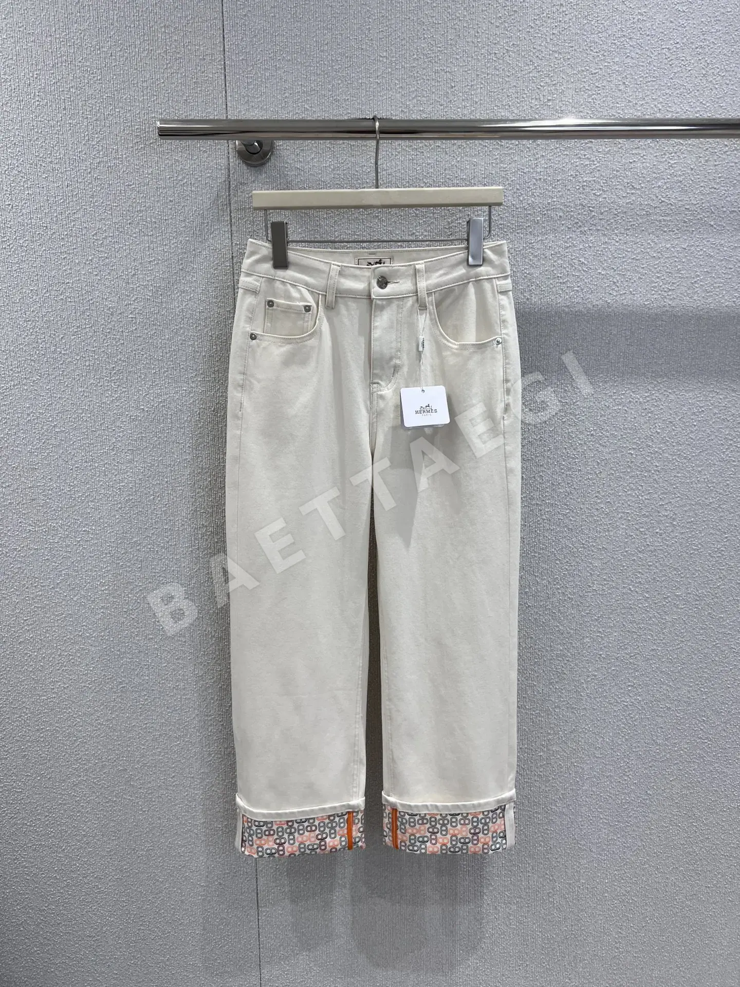 에르메스 피그노즈 프린트 롤업 데님 바지 상세 이미지 1