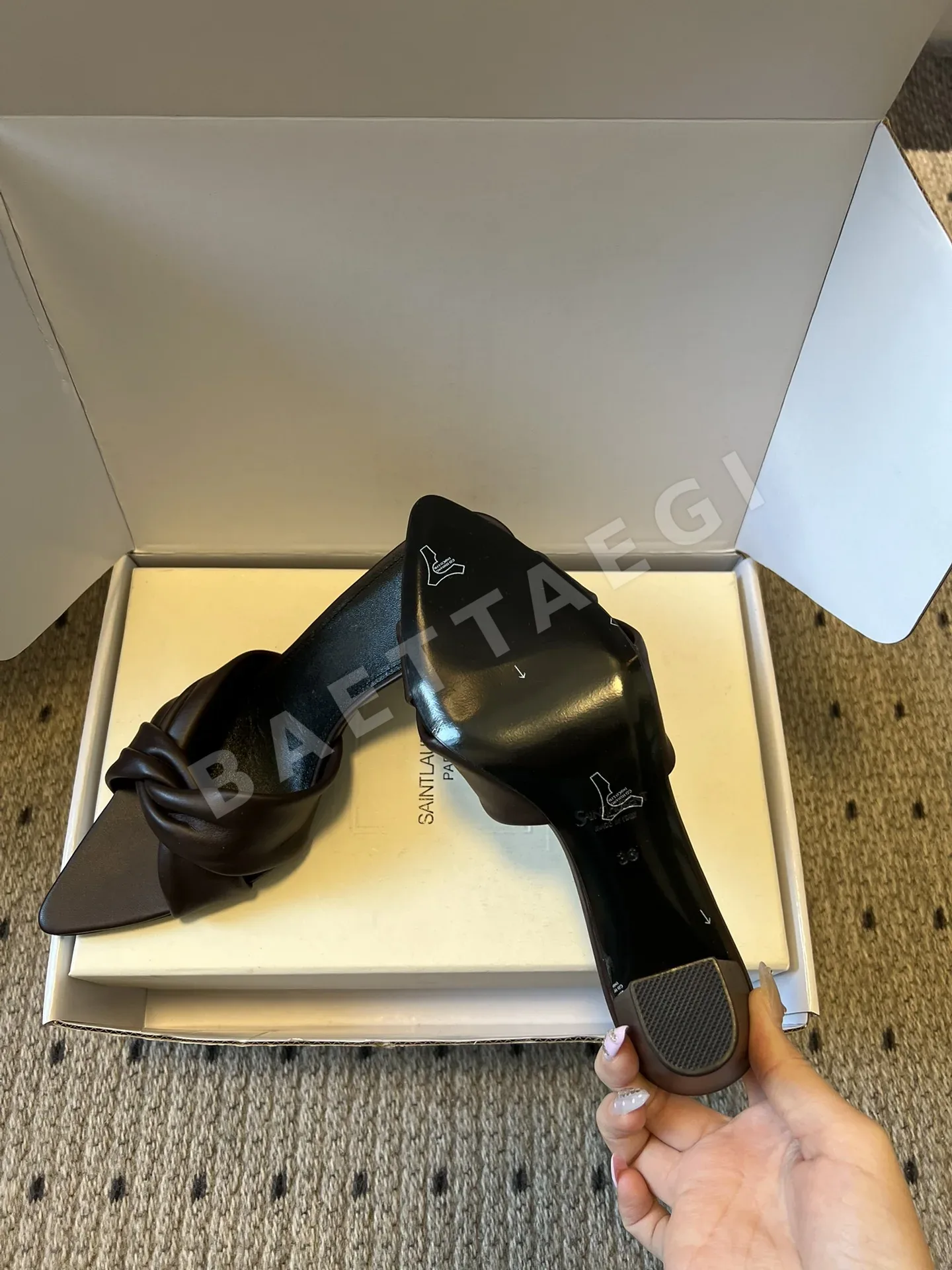생로랑 스티치 뮬 9577 상세 이미지 4