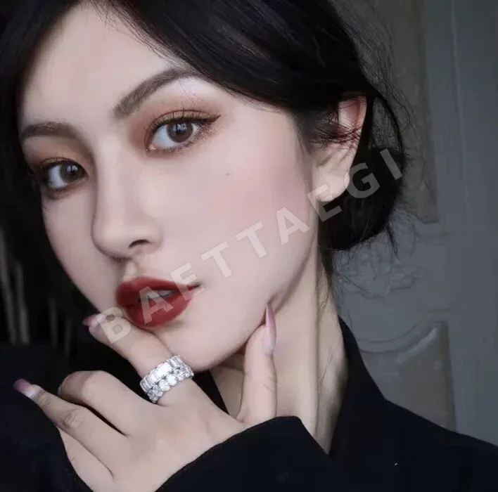 해리윈스턴 오벌 다이아몬드 파베 반지 상세 이미지 2