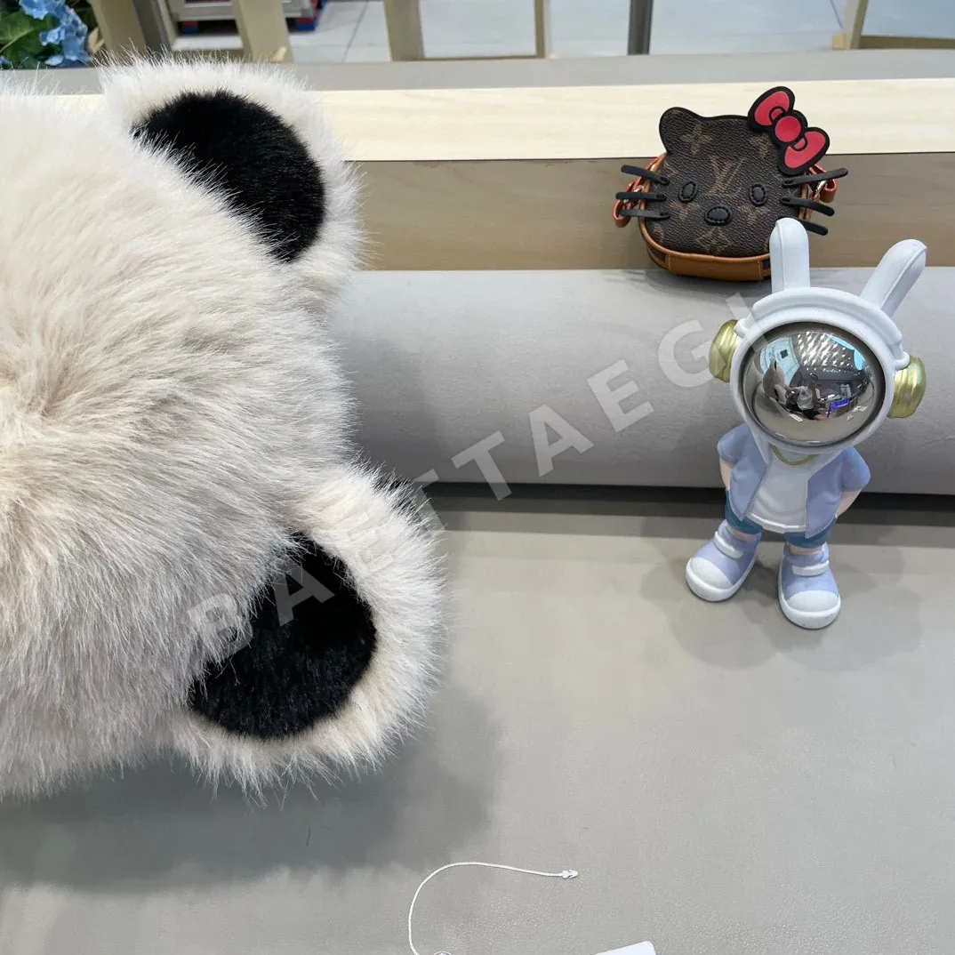 샤넬 페이크 퍼 곰 귀 모자 상세 이미지 9