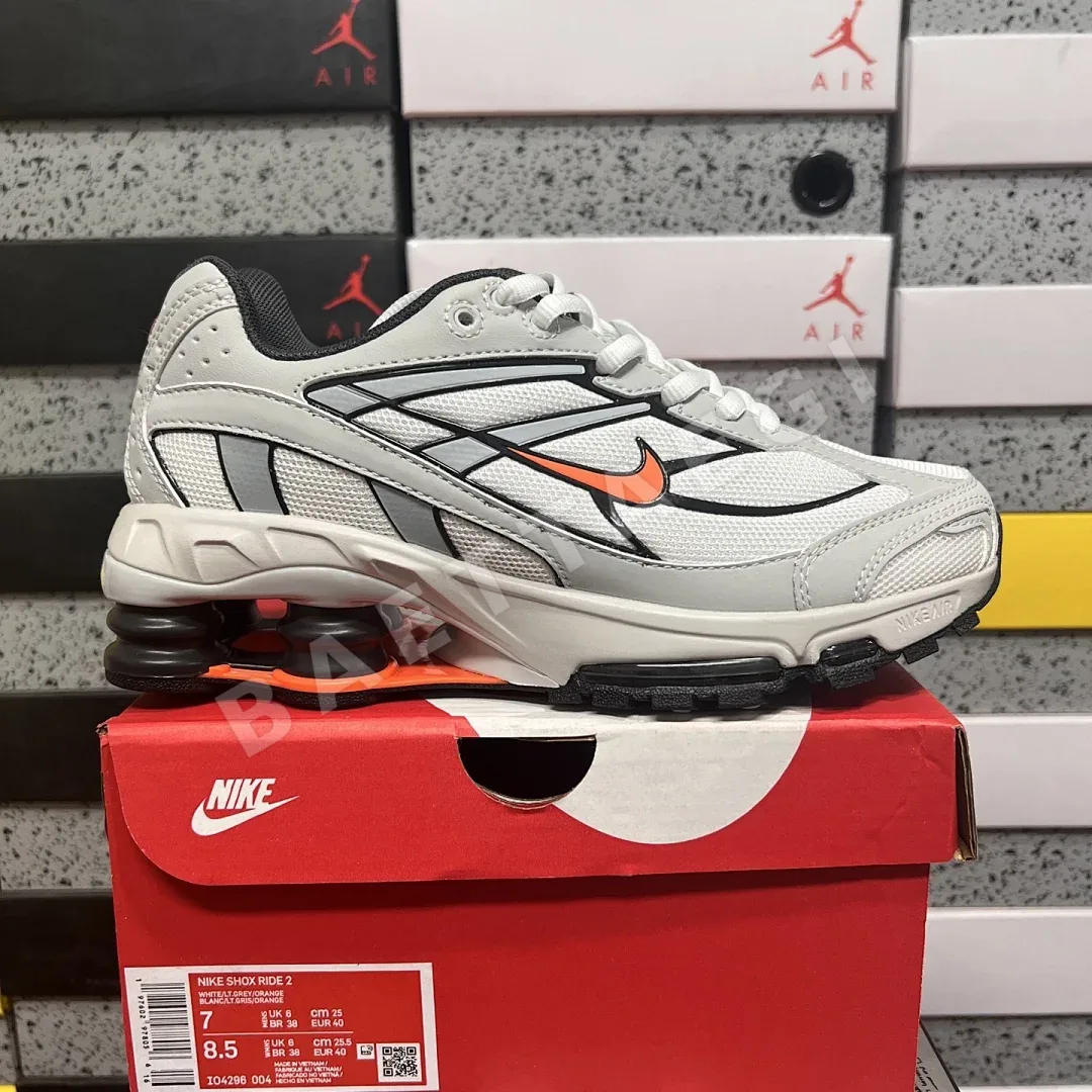 나이키 [WM] 샥스 IO4296-004 201263 Nike Shox Ride 2 Light Smoke Grey Total Orange
