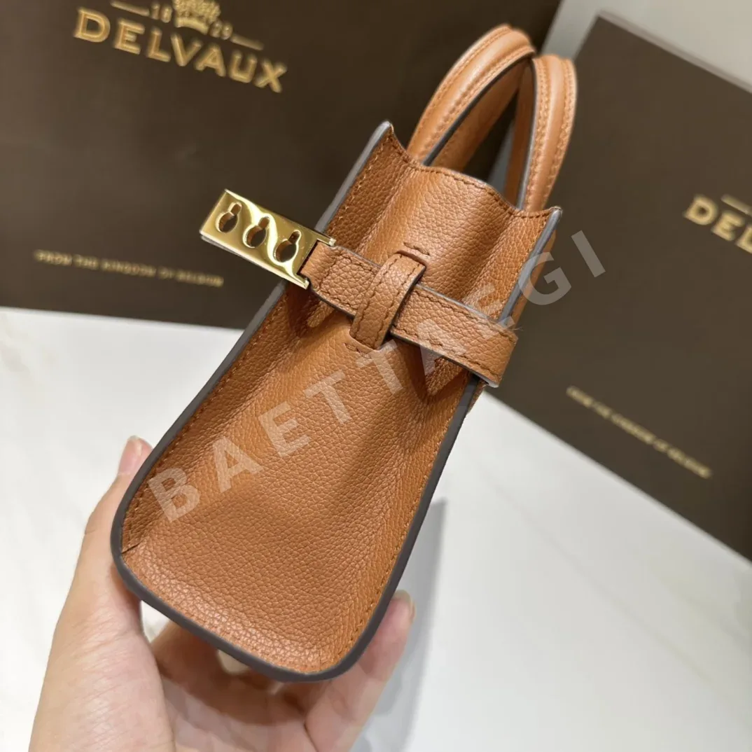 델보 템피트 크로스백 상세 이미지 6