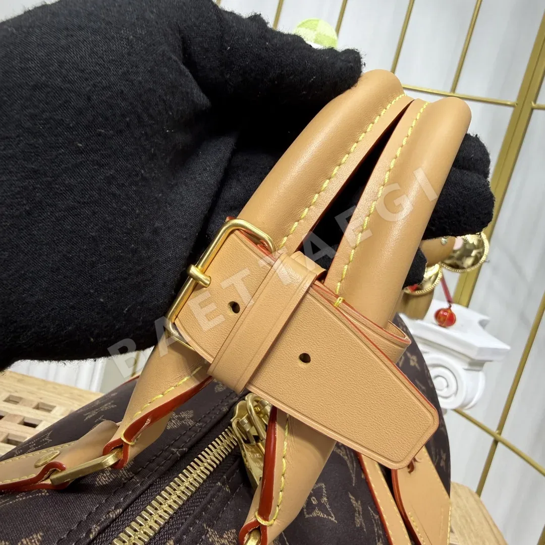 루이비통 키폴 밴드리에르 50 여행용 가방 상세 이미지 8