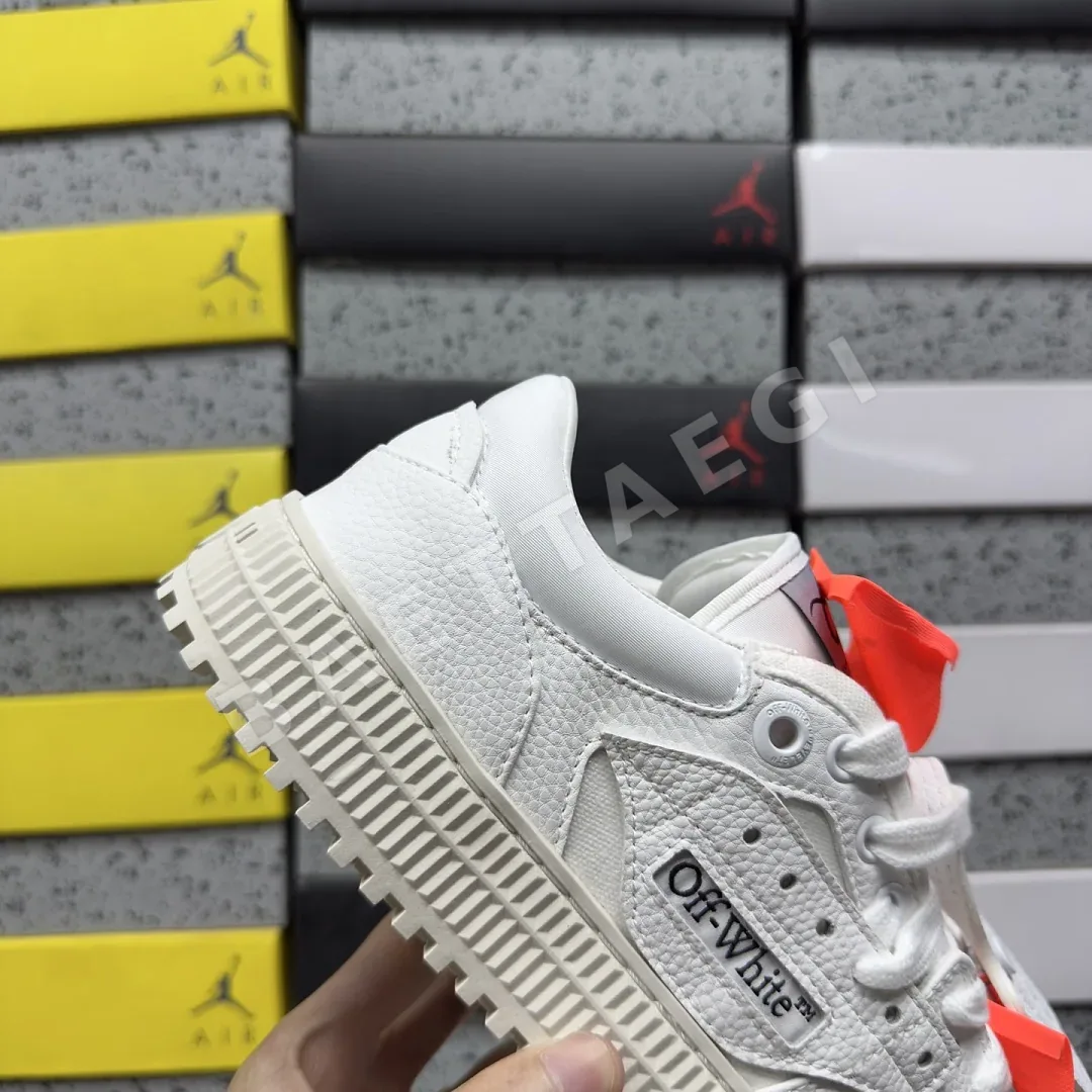 오프화이트 3.0 오프 코트 로우 올화이트 202515 Off White 3.0 Off Court Low 상세 이미지 2