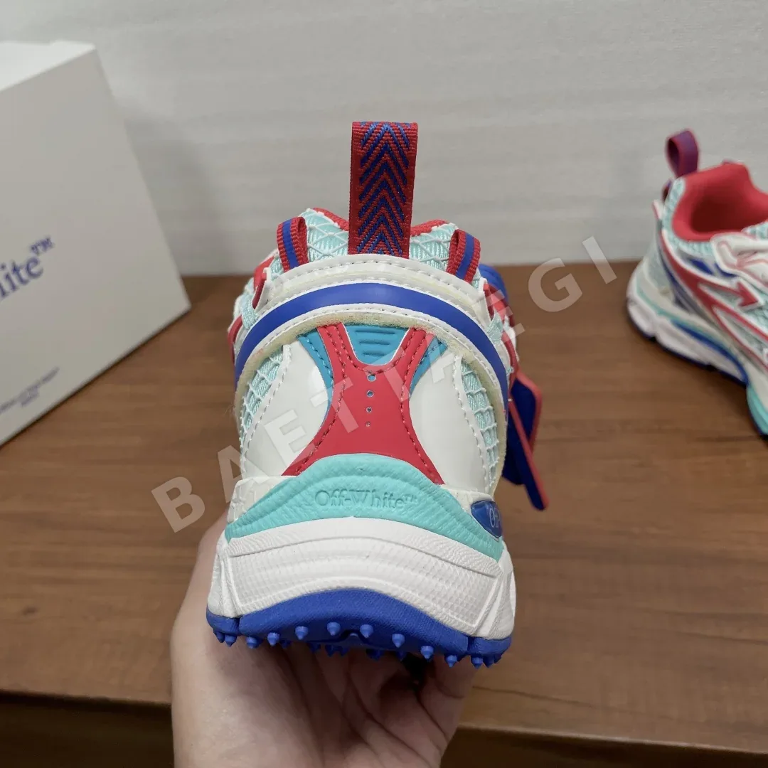 오프화이트 스니커즈 시그니처 화살표 디자인 상세 이미지 5