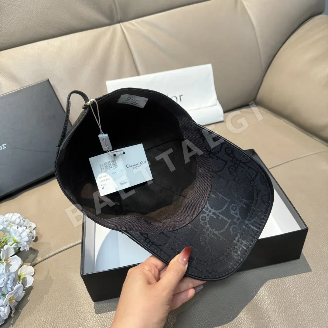디올 모노그램 베이스볼 캡 상세 이미지 7