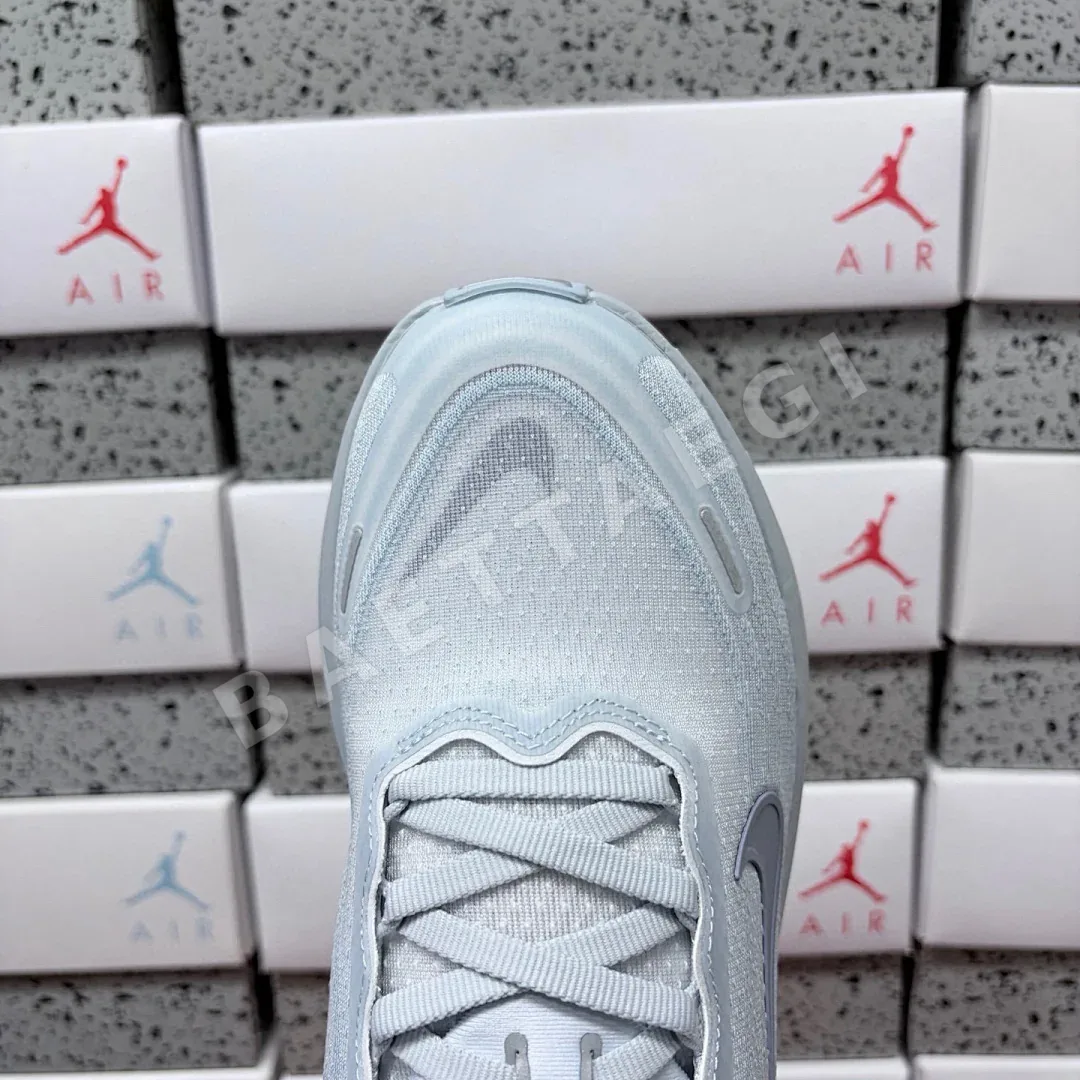 나이키 [GT] 보메로 플러스 HV8150-004 201145 Nike Vomero Plus Football Grey Ashen Slate 상세 이미지 9