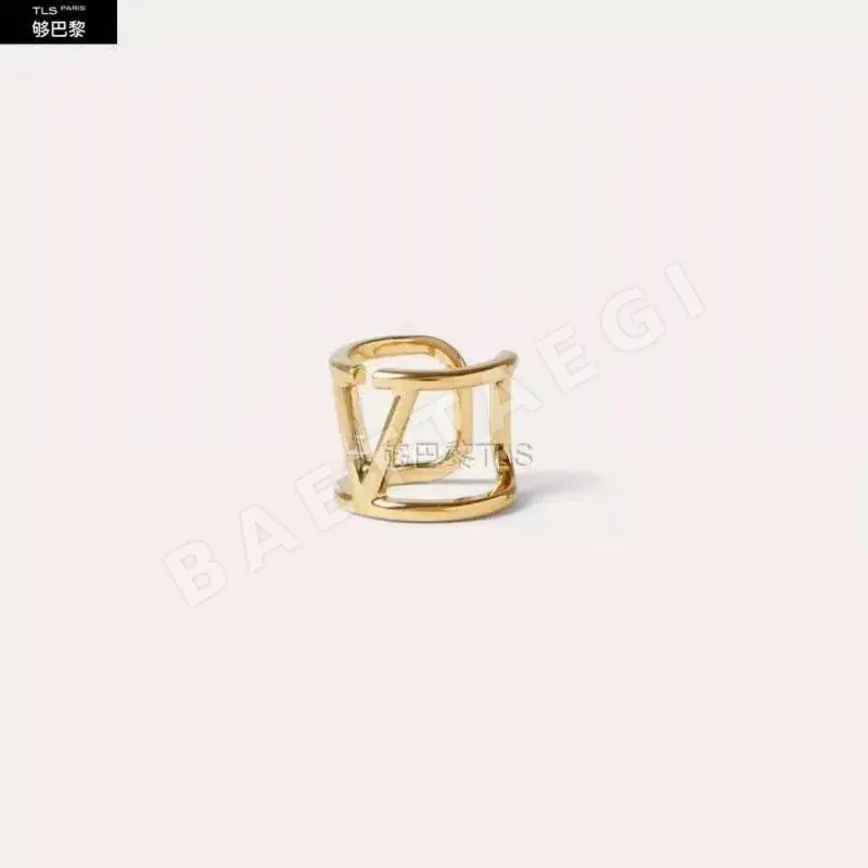 발렌티노 V링 반지 63636