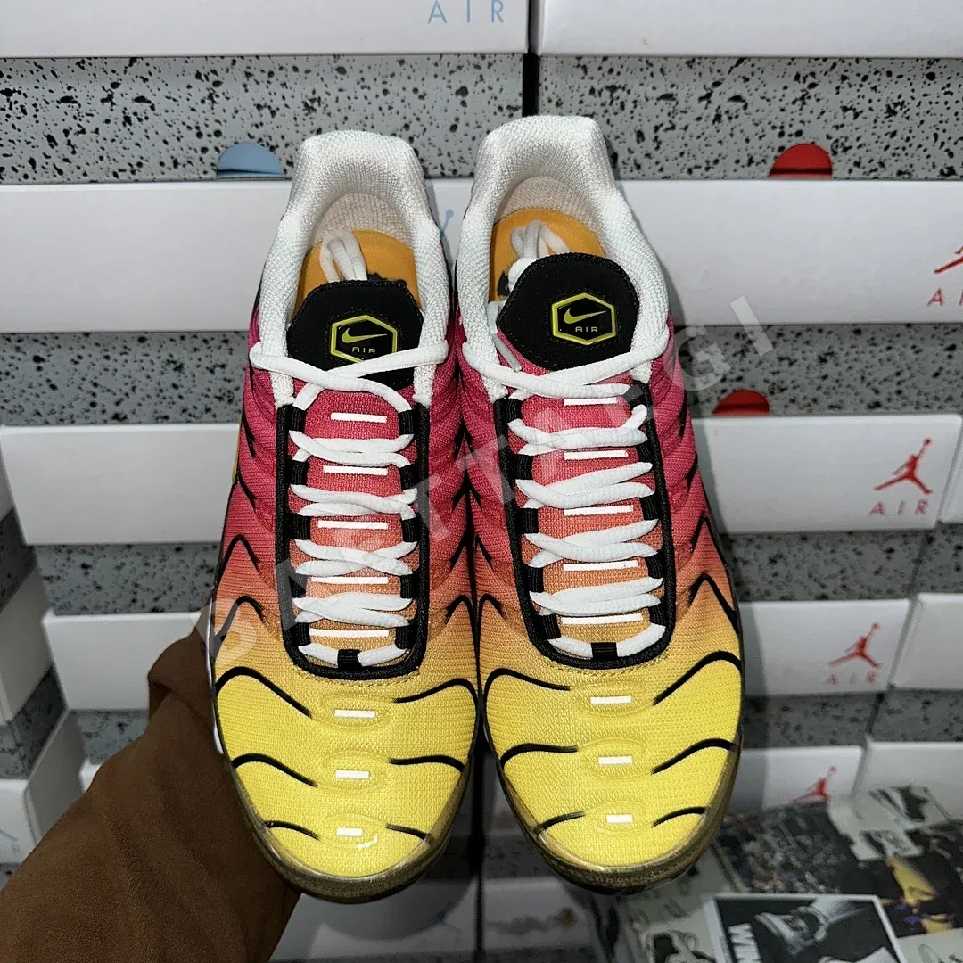 나이키 [DF] 에어 맥스 플러스 DX0755-600 201342 Nike Air Max Plus Yellow Pink Gradient 상세 이미지 11