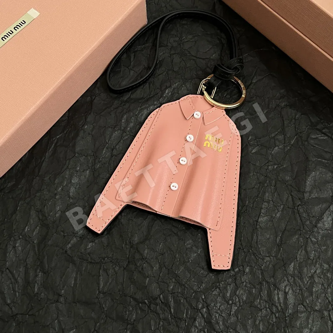 미우미우 키링 135682