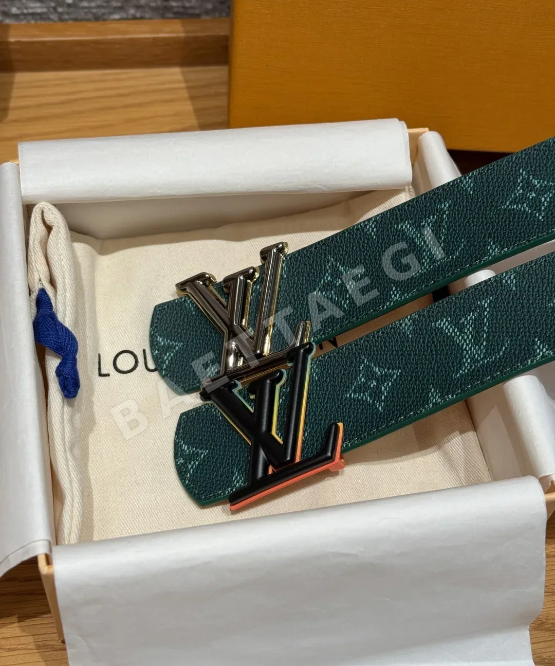 루이비통 디멘션 모노그램 리버시블 벨트 상세 이미지 2