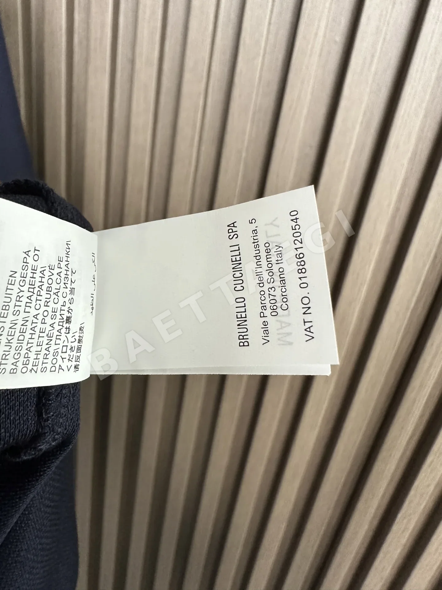 브루넬로쿠치넬리 네이비 크루넥 오버사이즈 남성 반팔 티셔츠 상세 이미지 8
