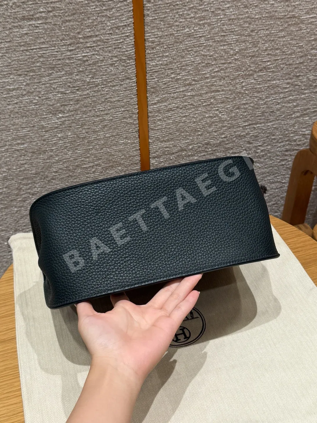 에르메스 지프시에르 크레망스 가죽 핸드백 28 cm 상세 이미지 5