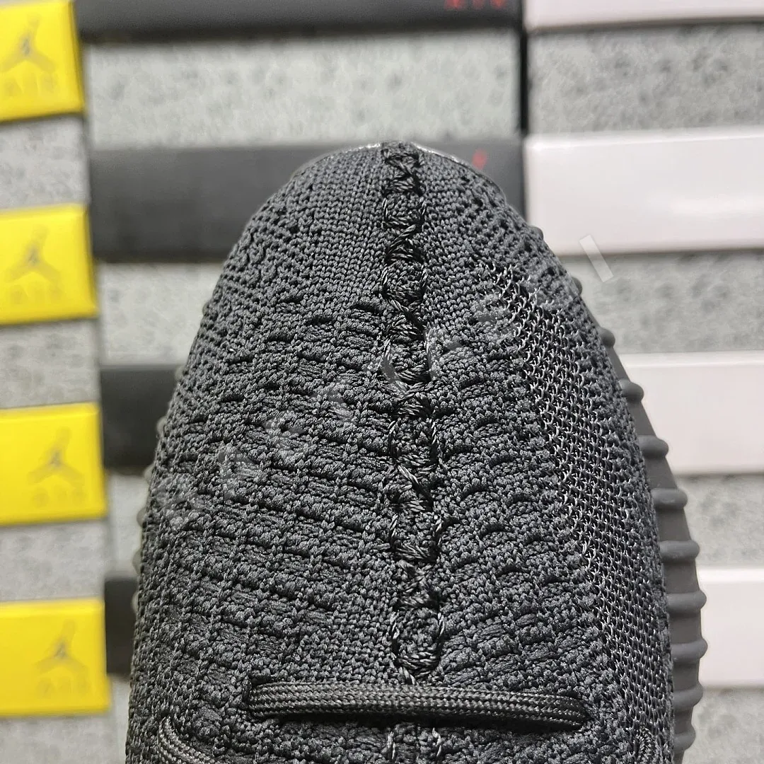 아디다스 [R] 이지 부스트 350 V2 HQ4540 200736 Adidas Yeezy Boost 350 V2 상세 이미지 3