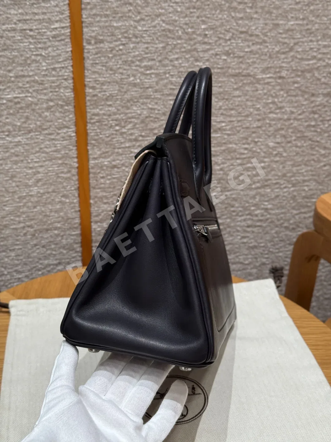 에르메스 버킨 25 블랙 가방 상세 이미지 4