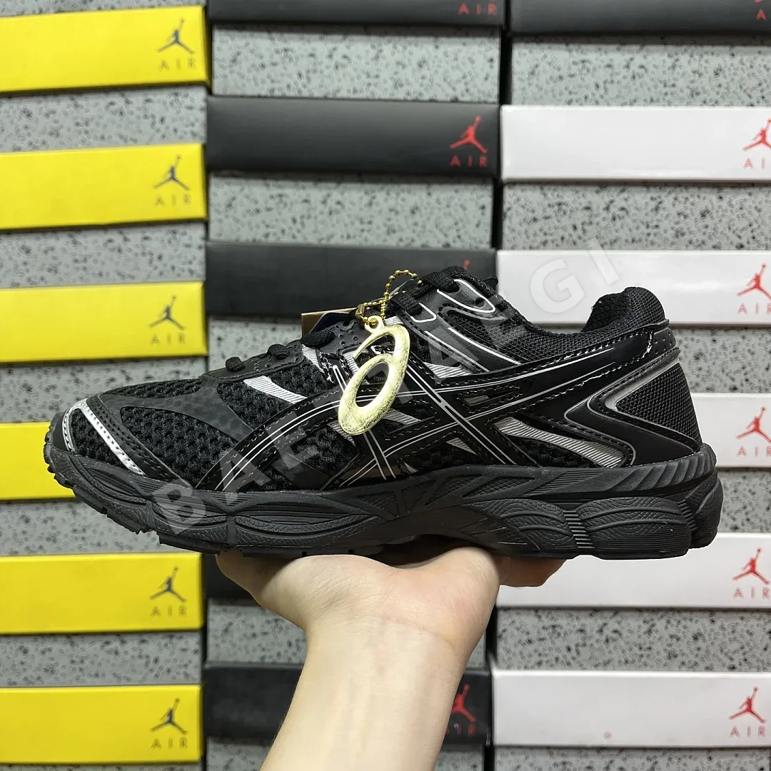 아식스 [WZ] 젤 큐뮬러스 16 1203A733-002 200613 Asics Gel-Cumulus 16 Black Pure Silver 상세 이미지 7