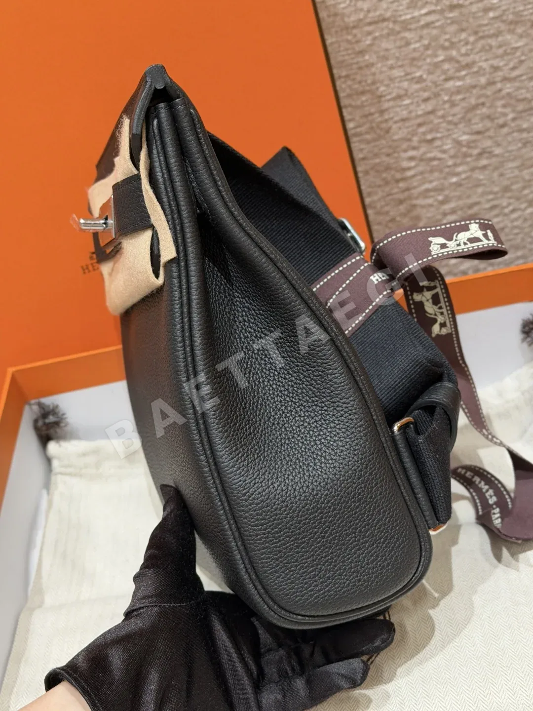 에르메스 핵 아 도 토고 가죽 백팩 상세 이미지 3