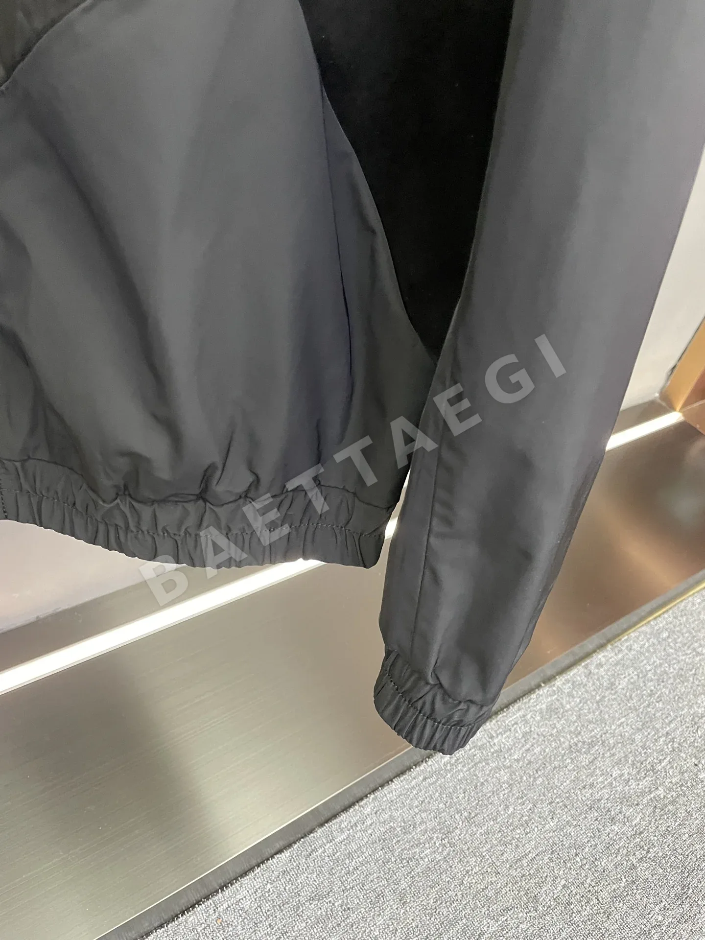 루이비통 LV 지오메트릭 램스킨 자켓 상세 이미지 6