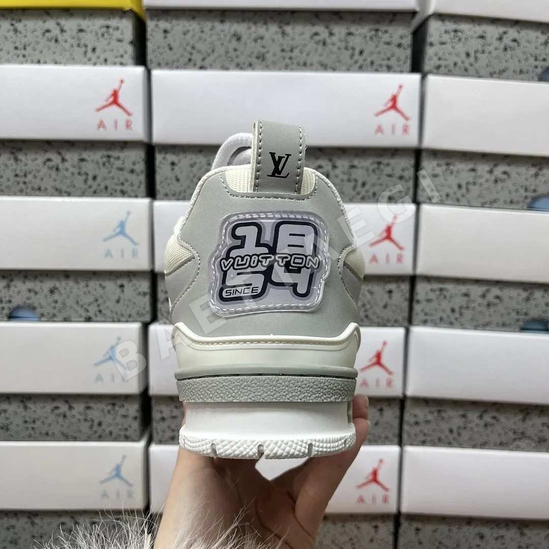 루이비통 [D1] V3 2 아이보리 그레이 205856 Louis Vuitton V3-2 상세 이미지 7