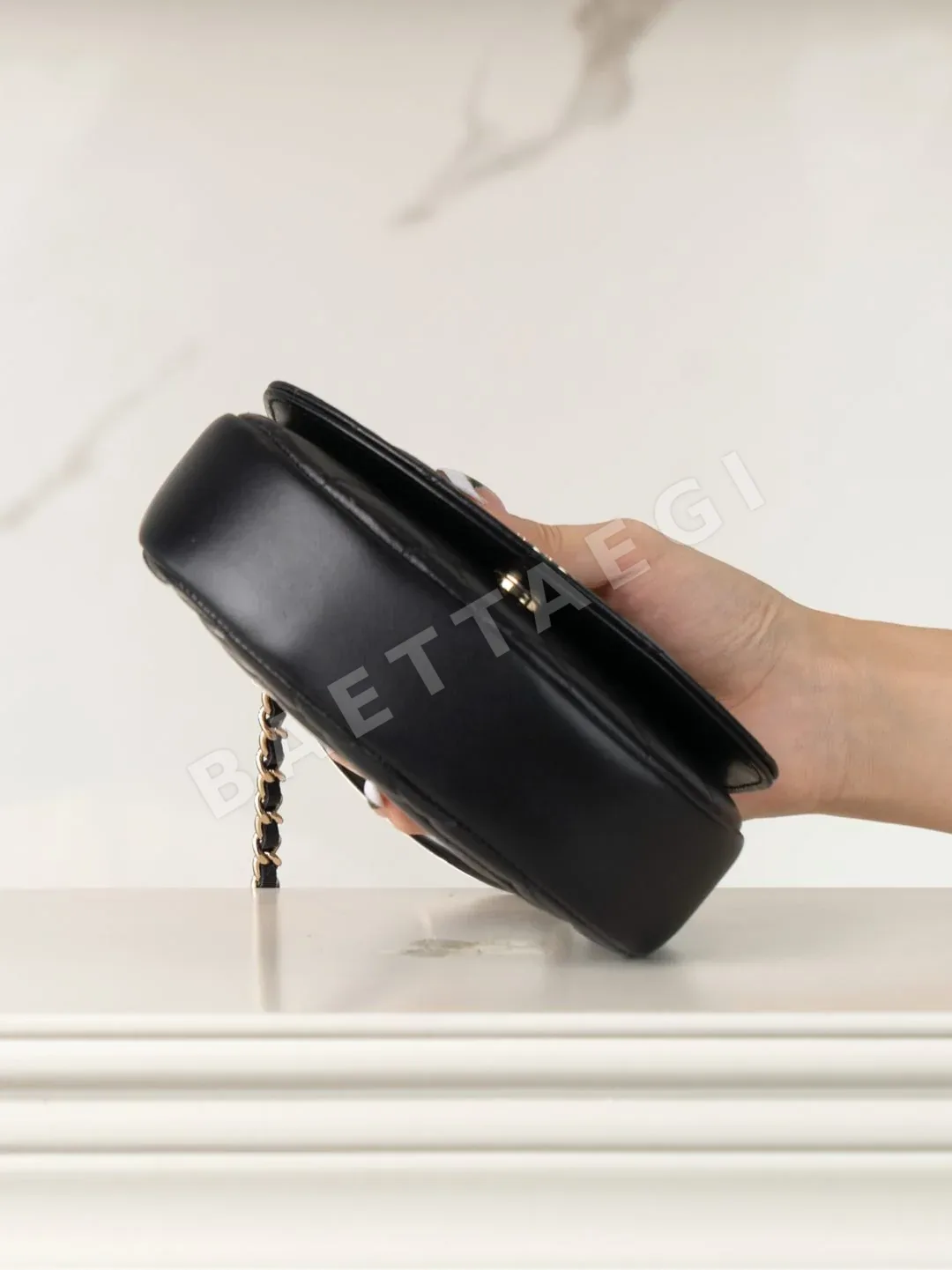 샤넬 램스킨 체인 클러치 가방 상세 이미지 8