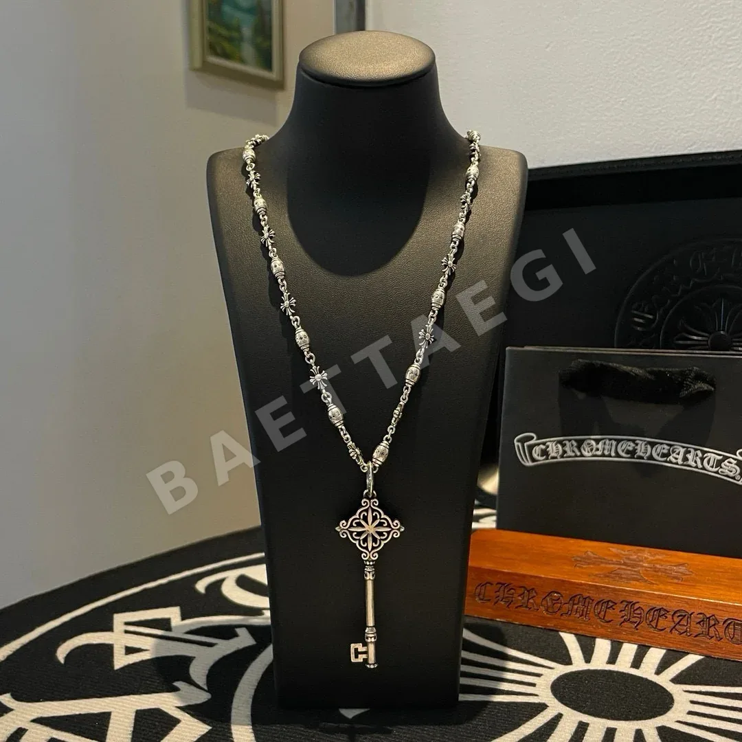 크롬하츠 크로스 플라워 키 펜던트 목걸이 62398