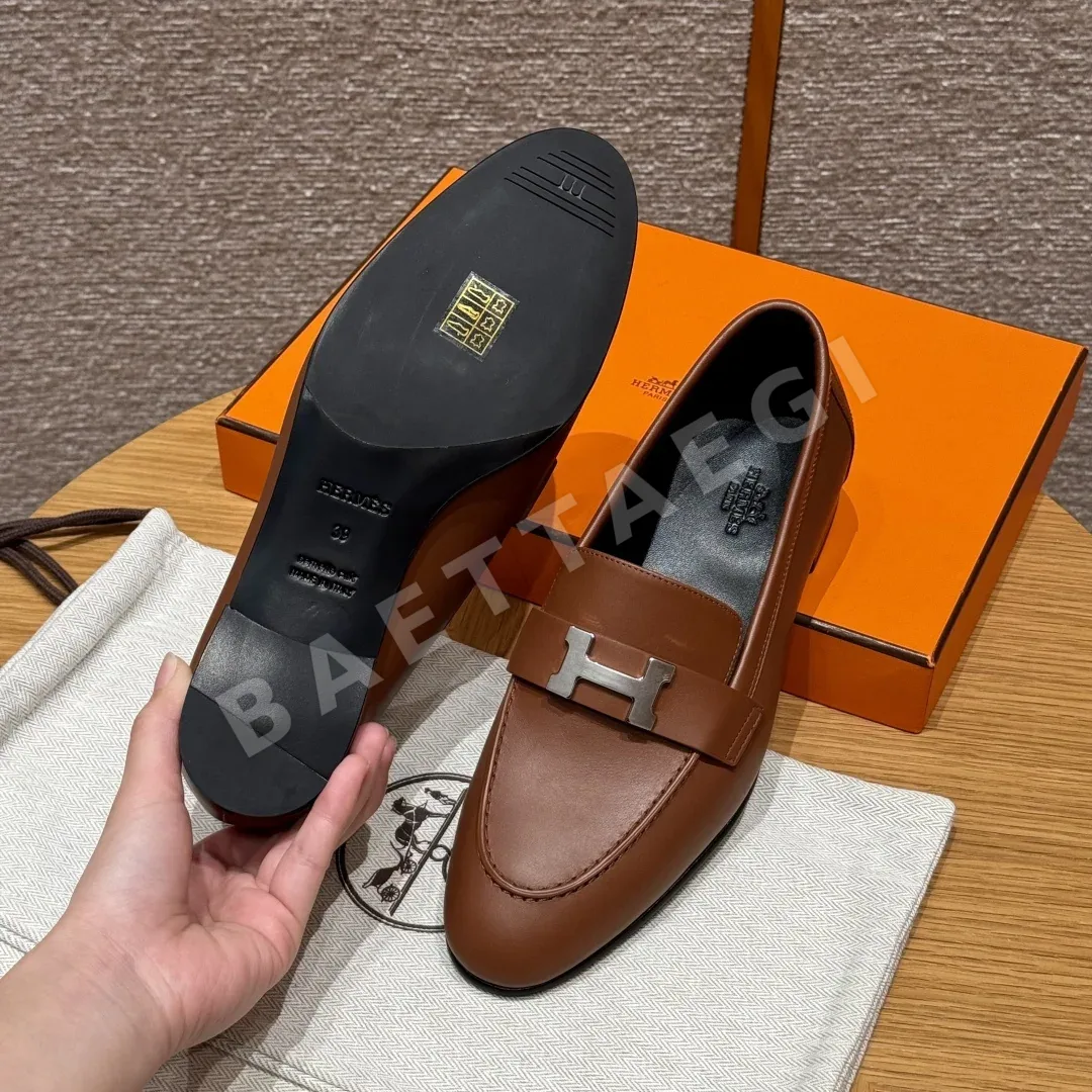 에르메스 로퍼 새들 레드 염소 가죽 실버 하드웨어 상세 이미지 6