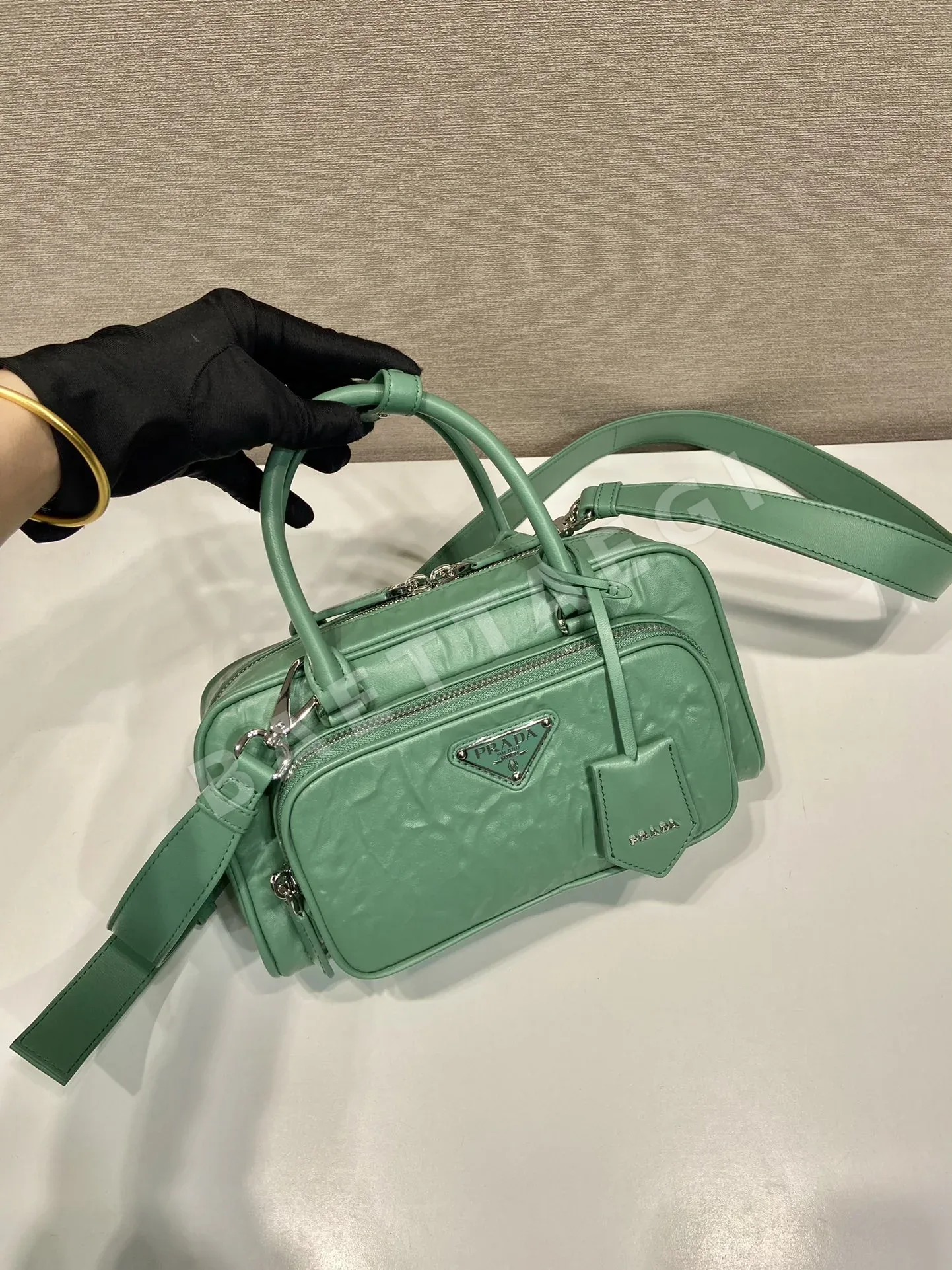 프라다 램스킨 플리츠 보스턴 핸드백 1BB099 상세 이미지 2