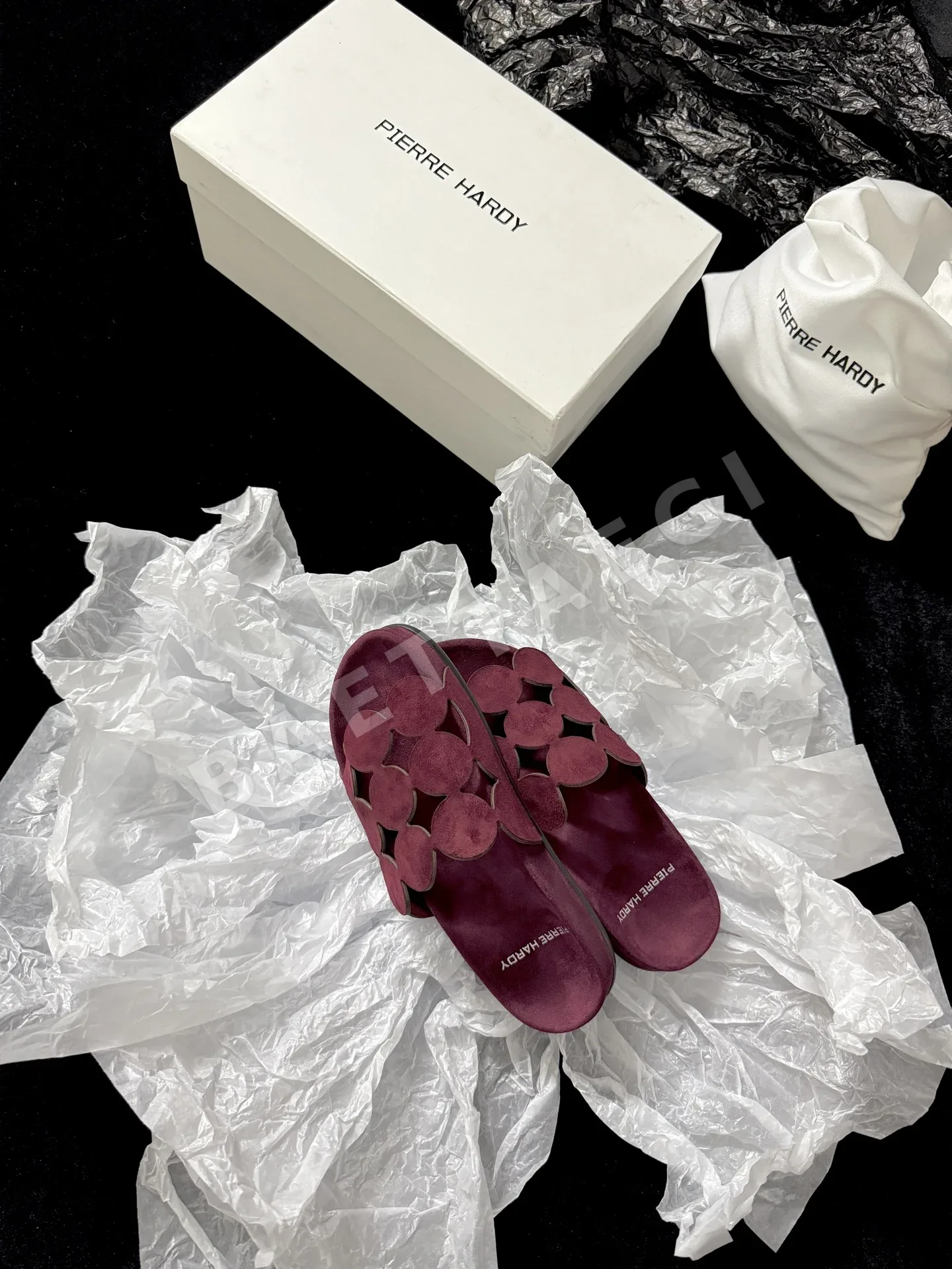 피에르하디 기하학 원형 스트랩 샌들 상세 이미지 4