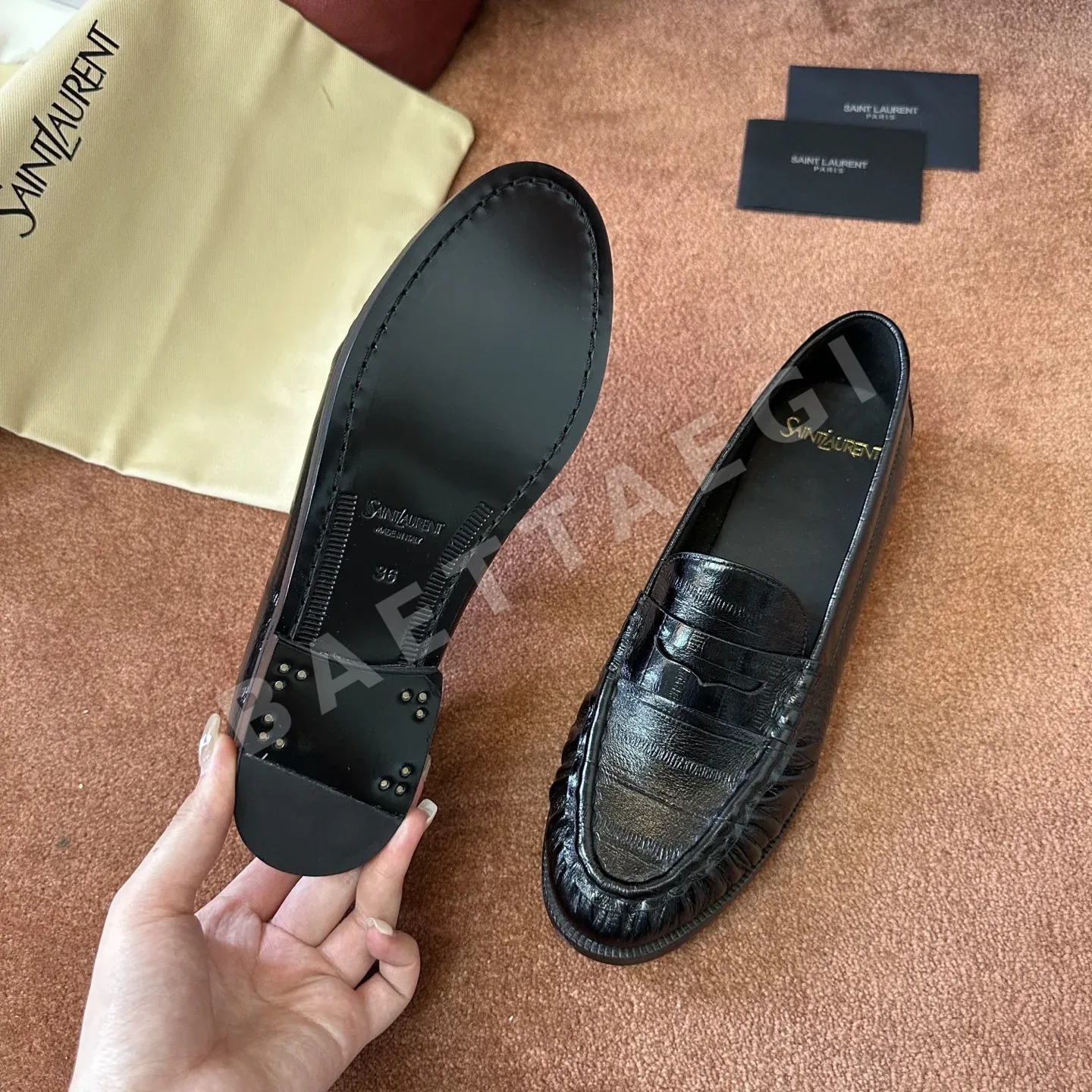 생로랑 YSL 앞코 덮인 뮬 슬리퍼 상세 이미지 7