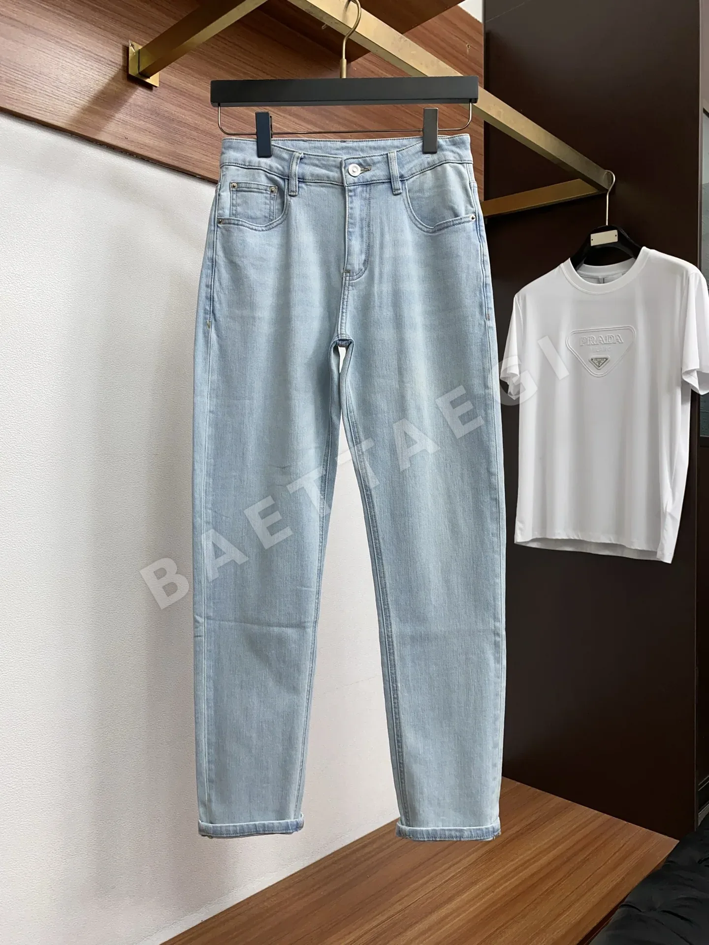 버버리 남성 데님 바지 상세 이미지 2