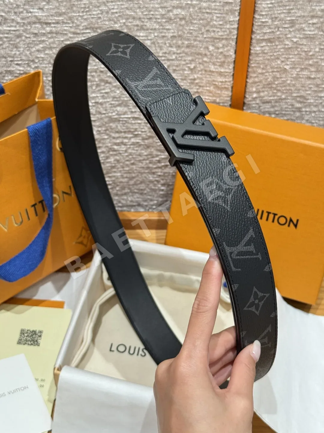 루이비통 JD350 이니셜 리버시블 벨트 상세 이미지 4