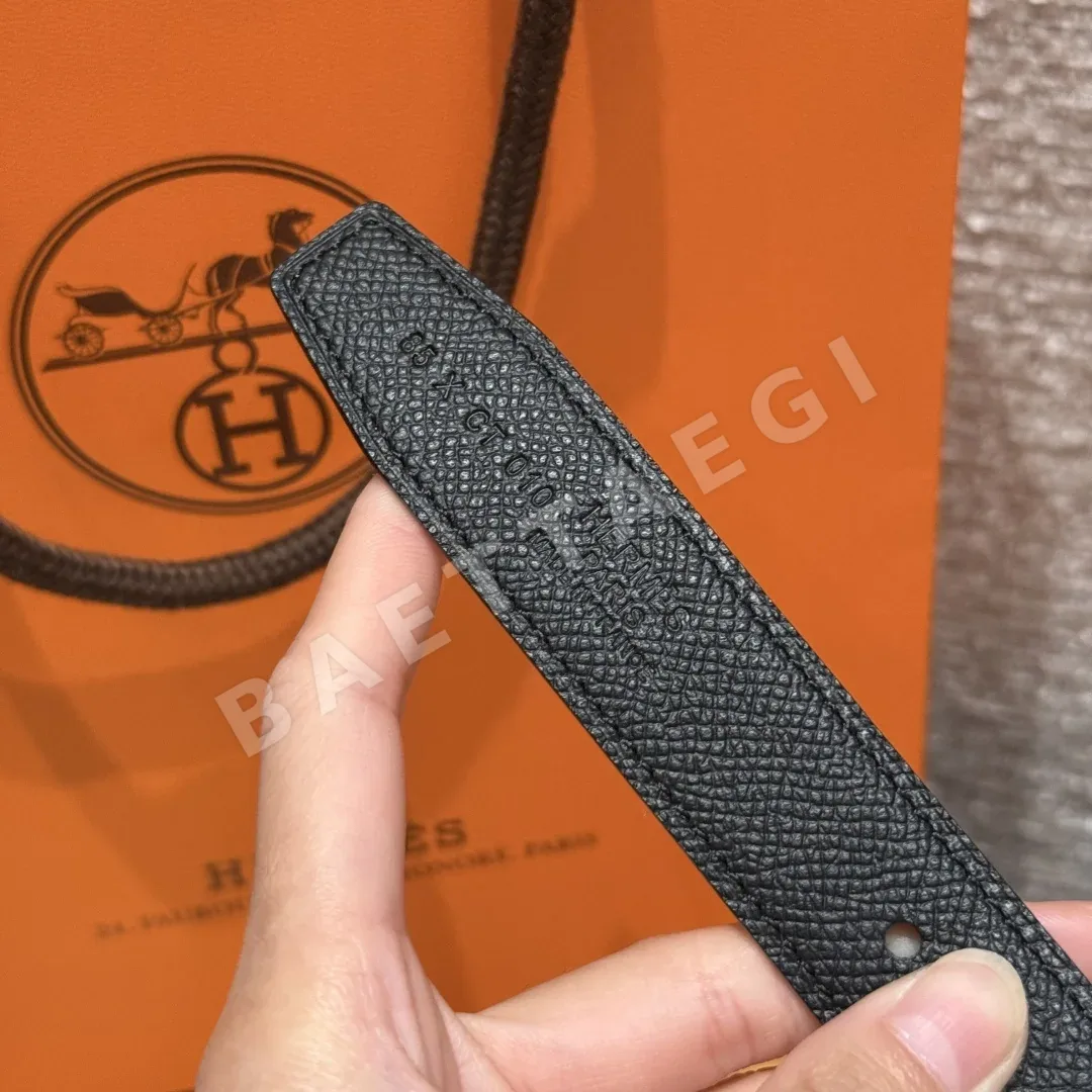 에르메스 파라듐 도금 H자형 버클 양면 가죽 벨트 상세 이미지 8