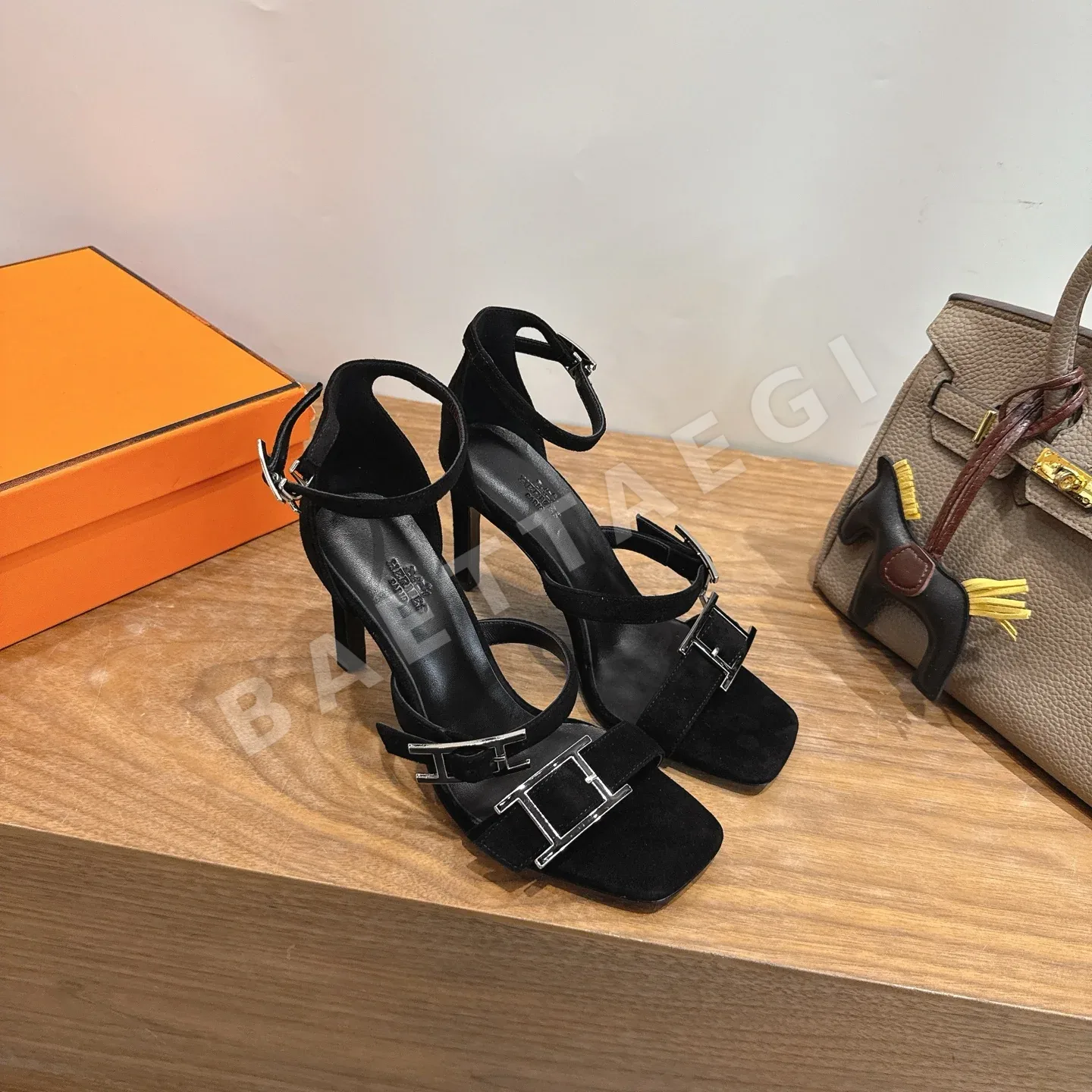 에르메스 리브 90 샌들(Hermès Liv 90 Sandal) 상세 이미지 4