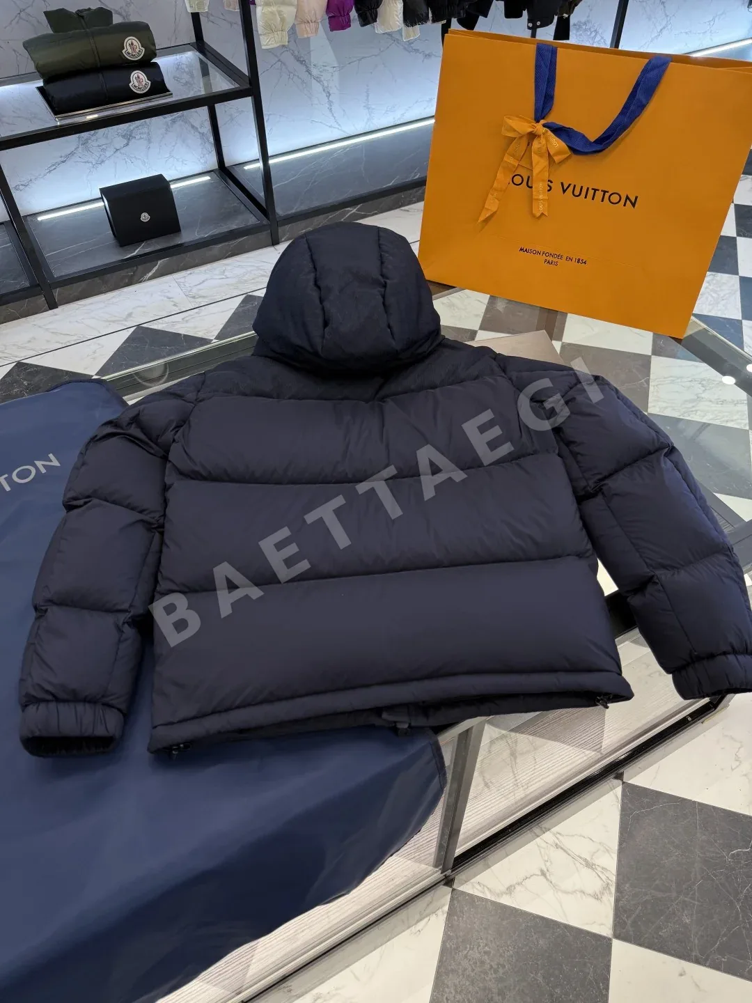 루이비통 루이 비통 모노그램 다운 블루종 블랙 컬러 후드 패딩 자켓 160072 Louis Vuitton Padding 상세 이미지 9