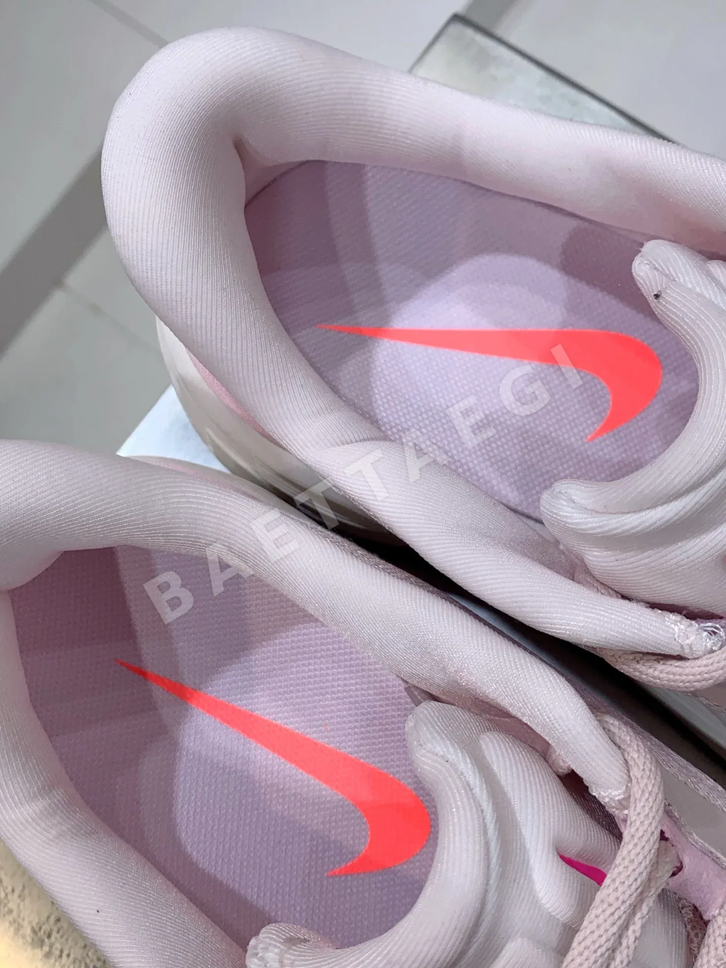 나이키ETC 편안한 쿠션 메시 러닝화 상세 이미지 7