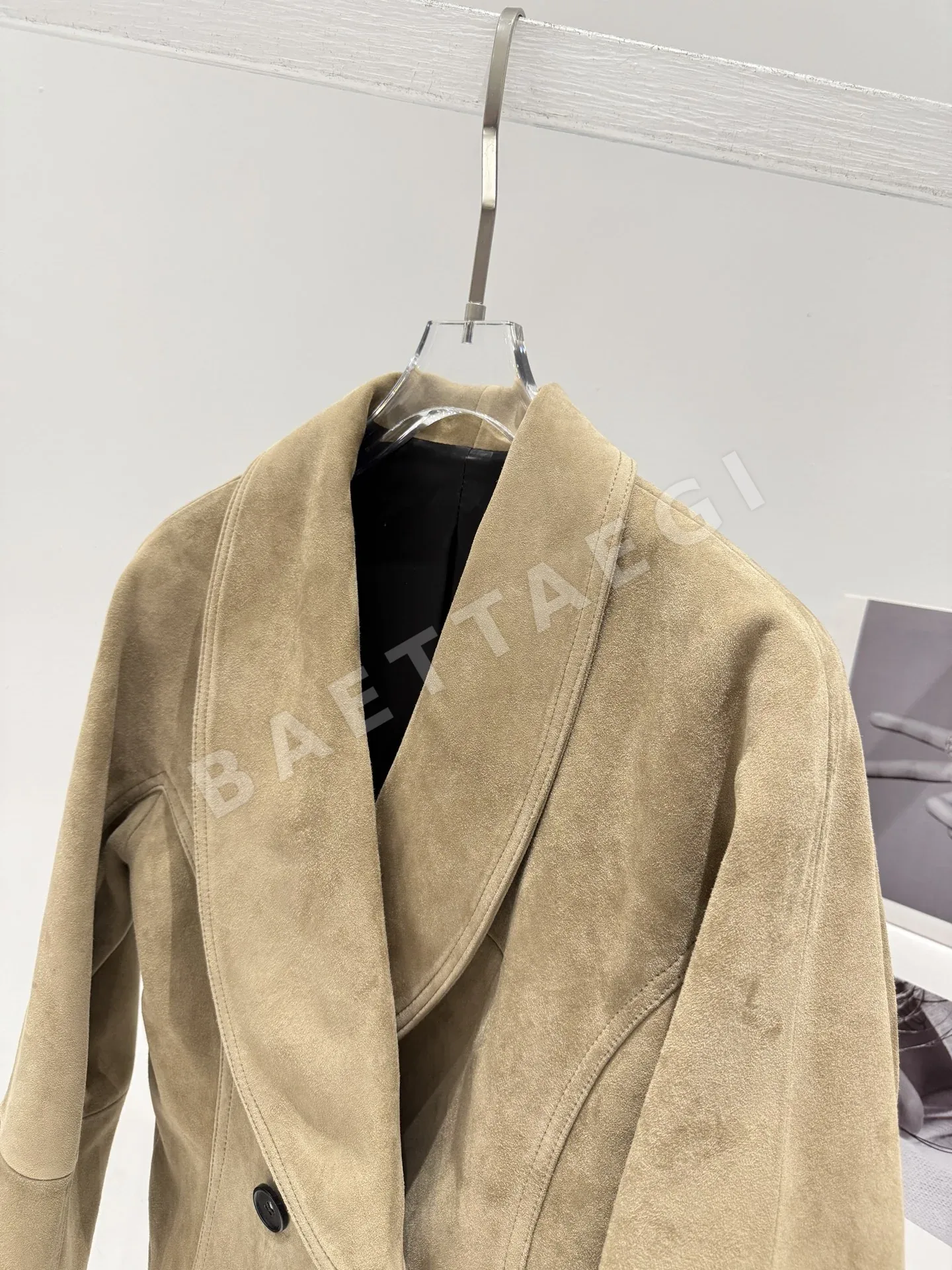 보테가베네타 스웨이드 오프숄더 여성 자켓 상세 이미지 7