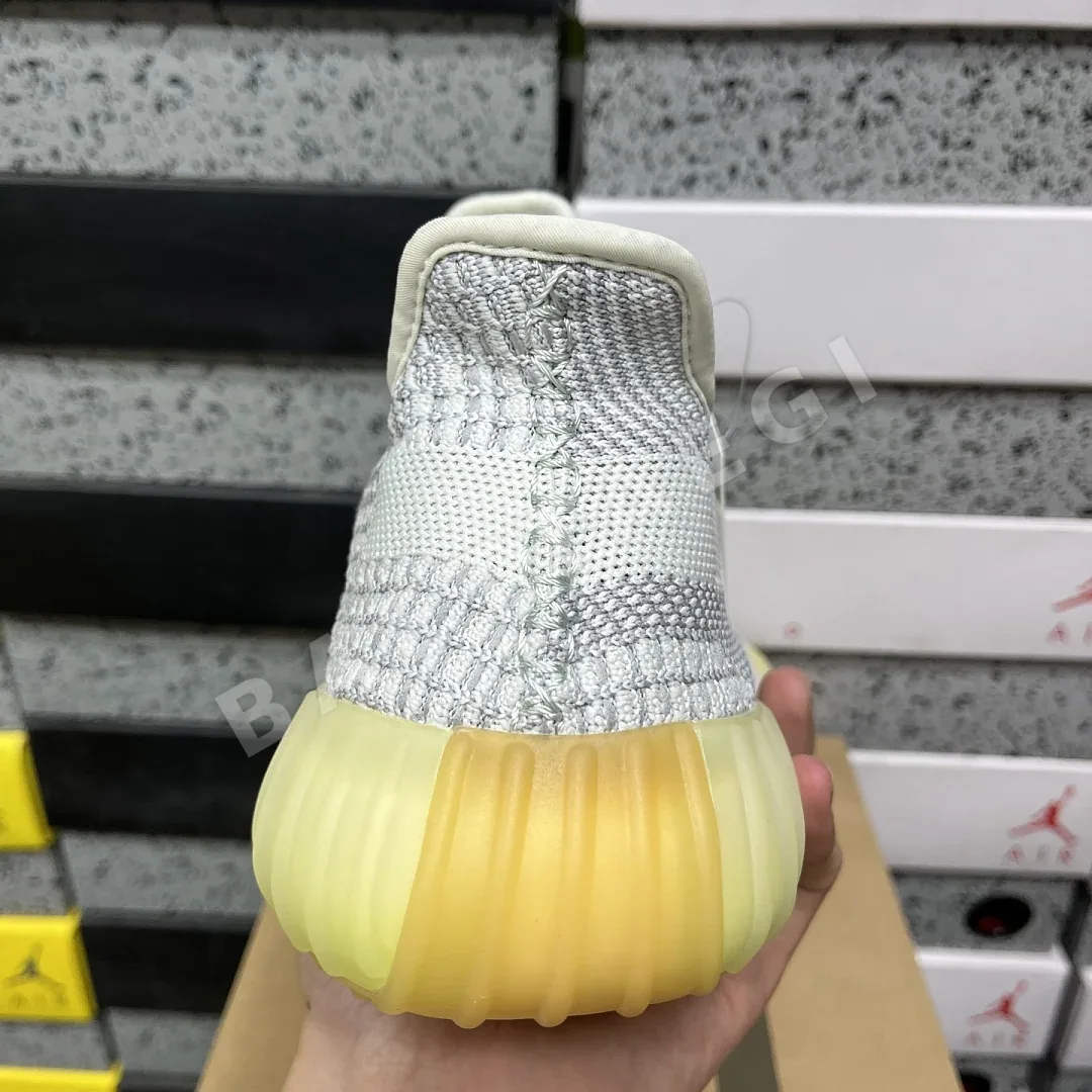 아디다스 [XQ] 이지 부스트 350 V2 FX4348 200808 Adidas Yeezy Boost 350 V2 Yeshaya 상세 이미지 6