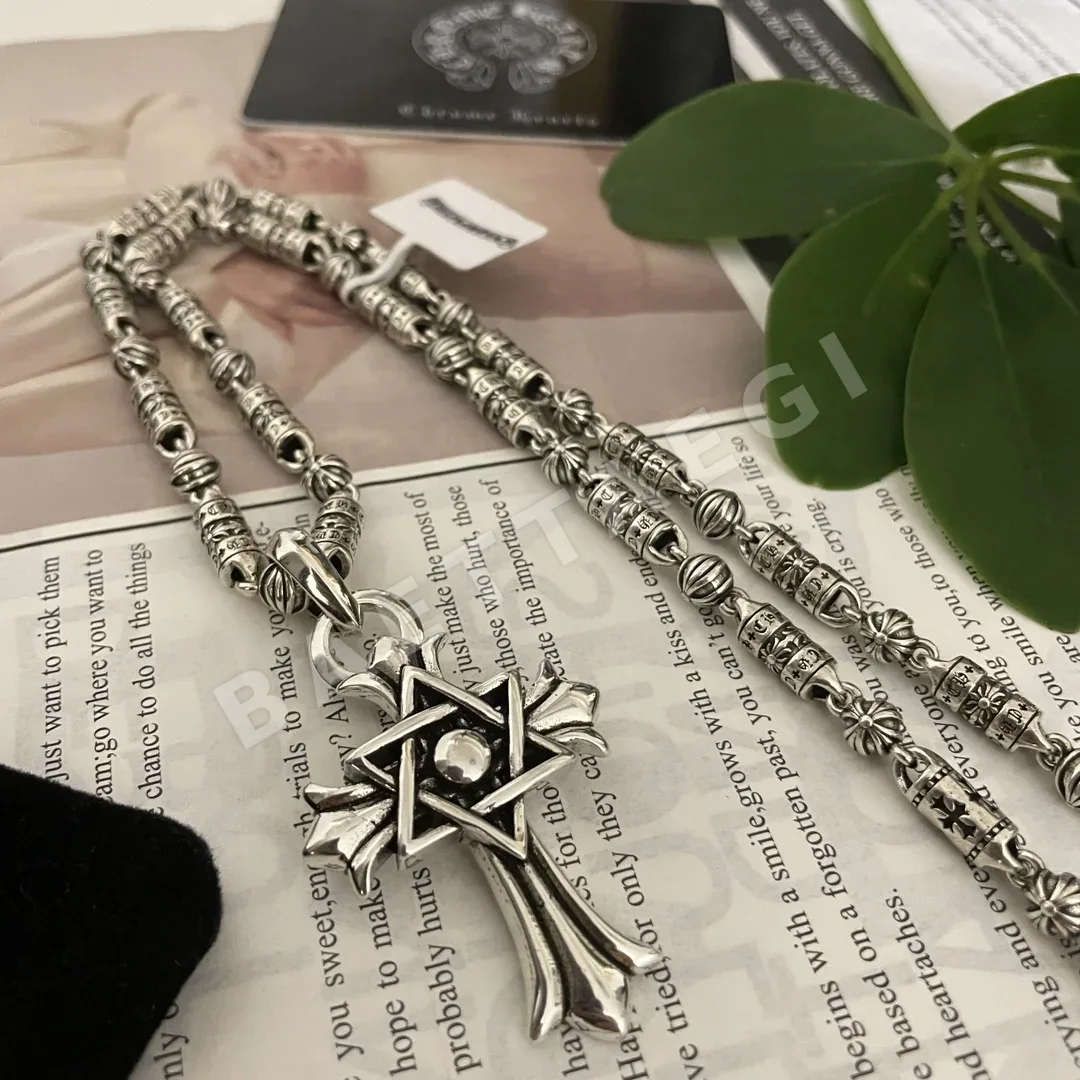 크롬하츠 클래식 레트로 라지 크로스 목걸이 상세 이미지 2