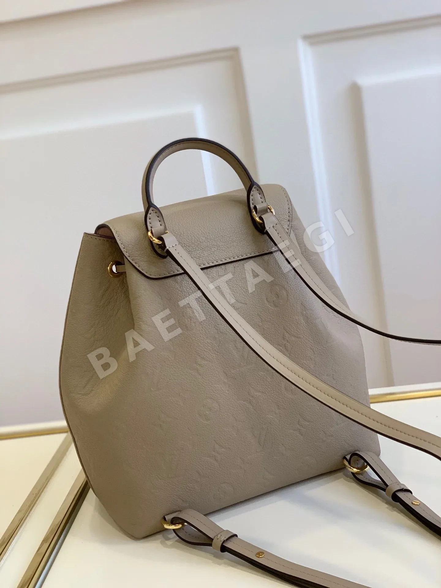 루이비통 몽수리 모노그램 앙프렝트 그레이 백팩 M45410 상세 이미지 2